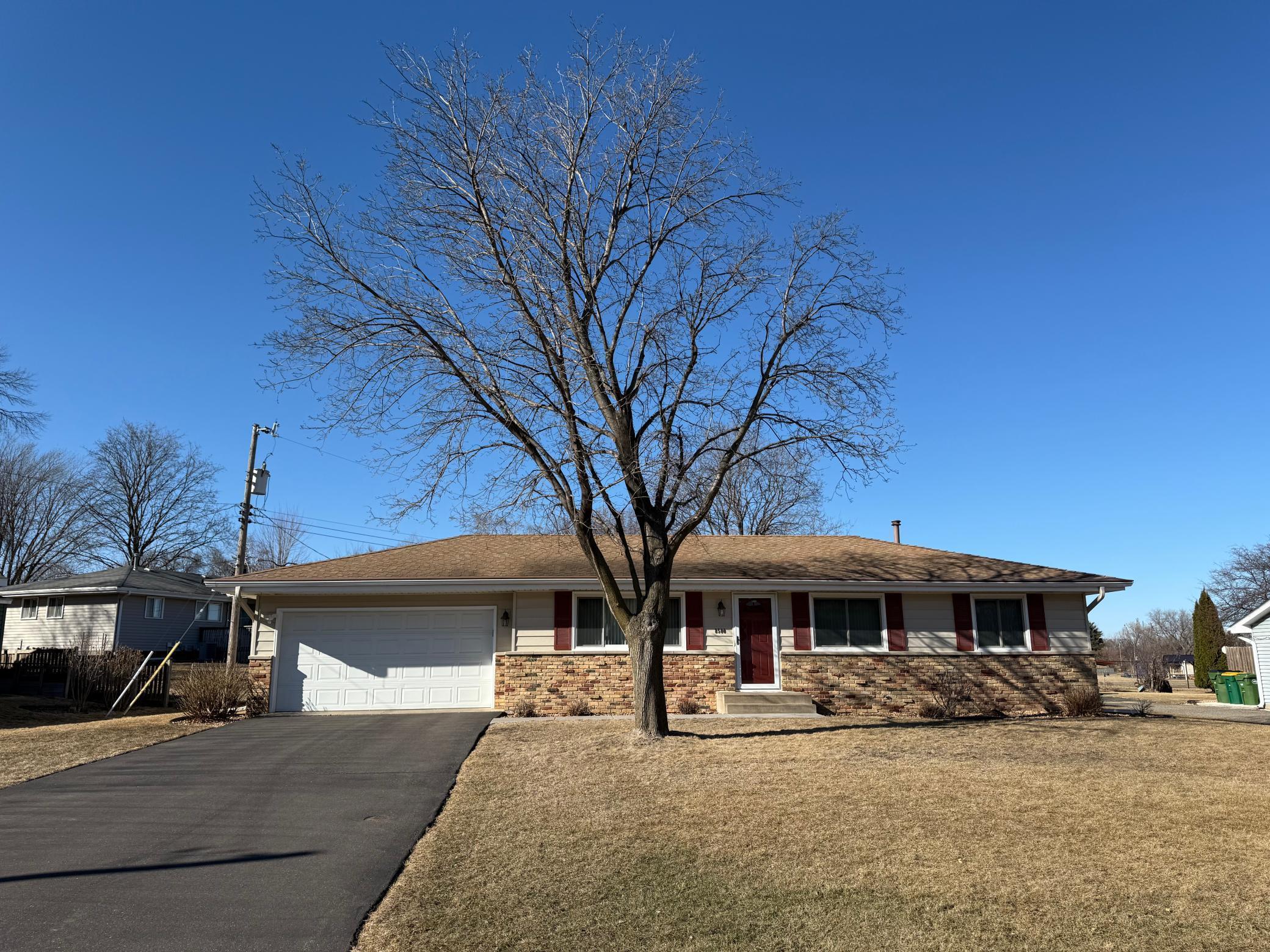 Cherokee Dr N, Minneapolis, MN 55428