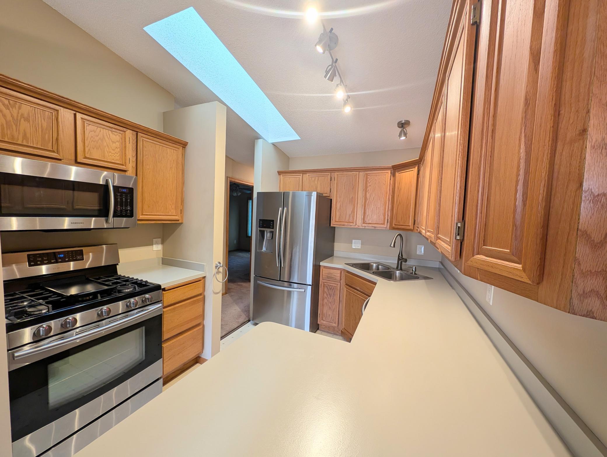 Barbara Ln, Inver Grove Heights, MN 55077
