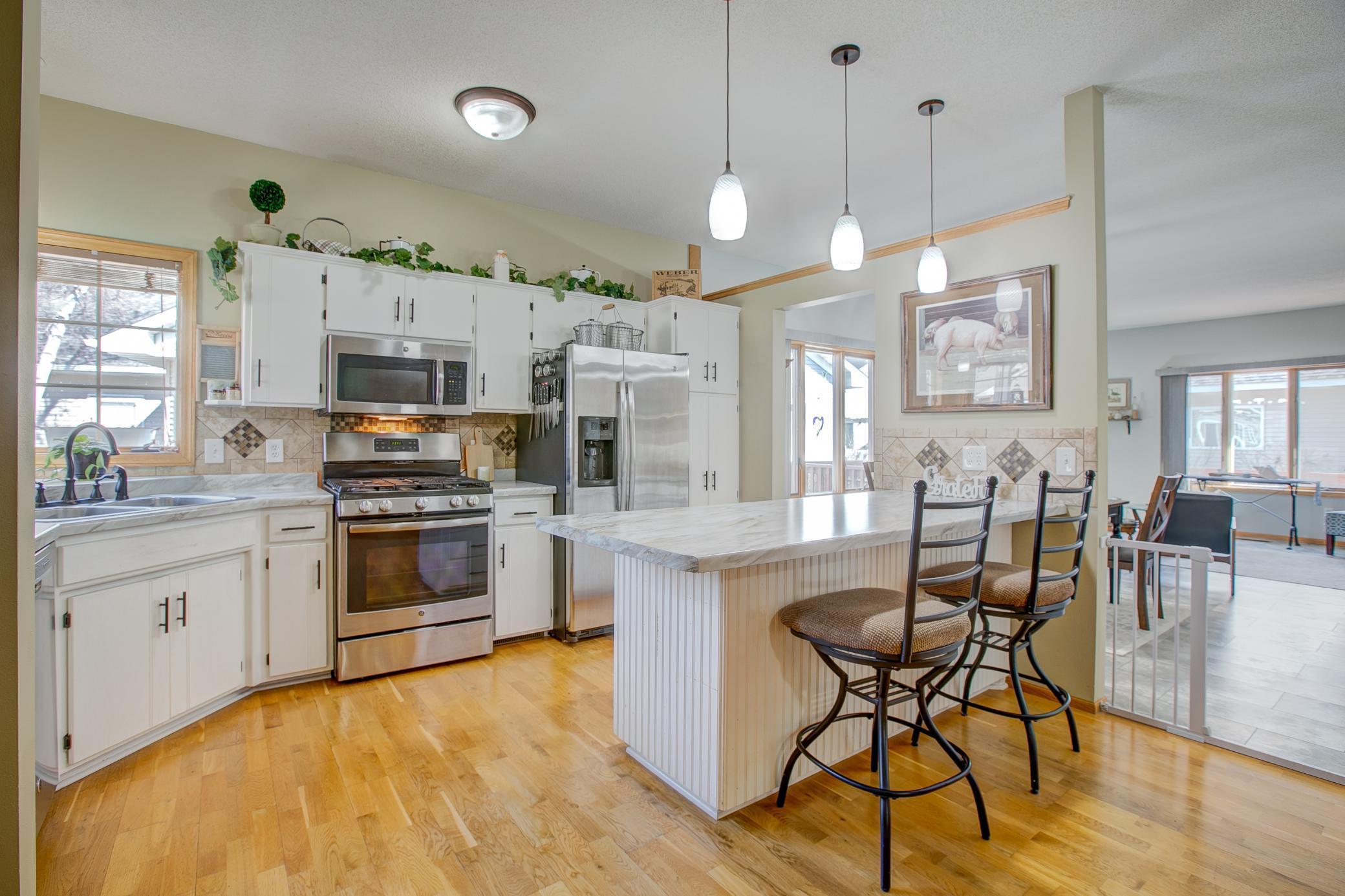 Bluebird Ln, Clearwater, MN 55320