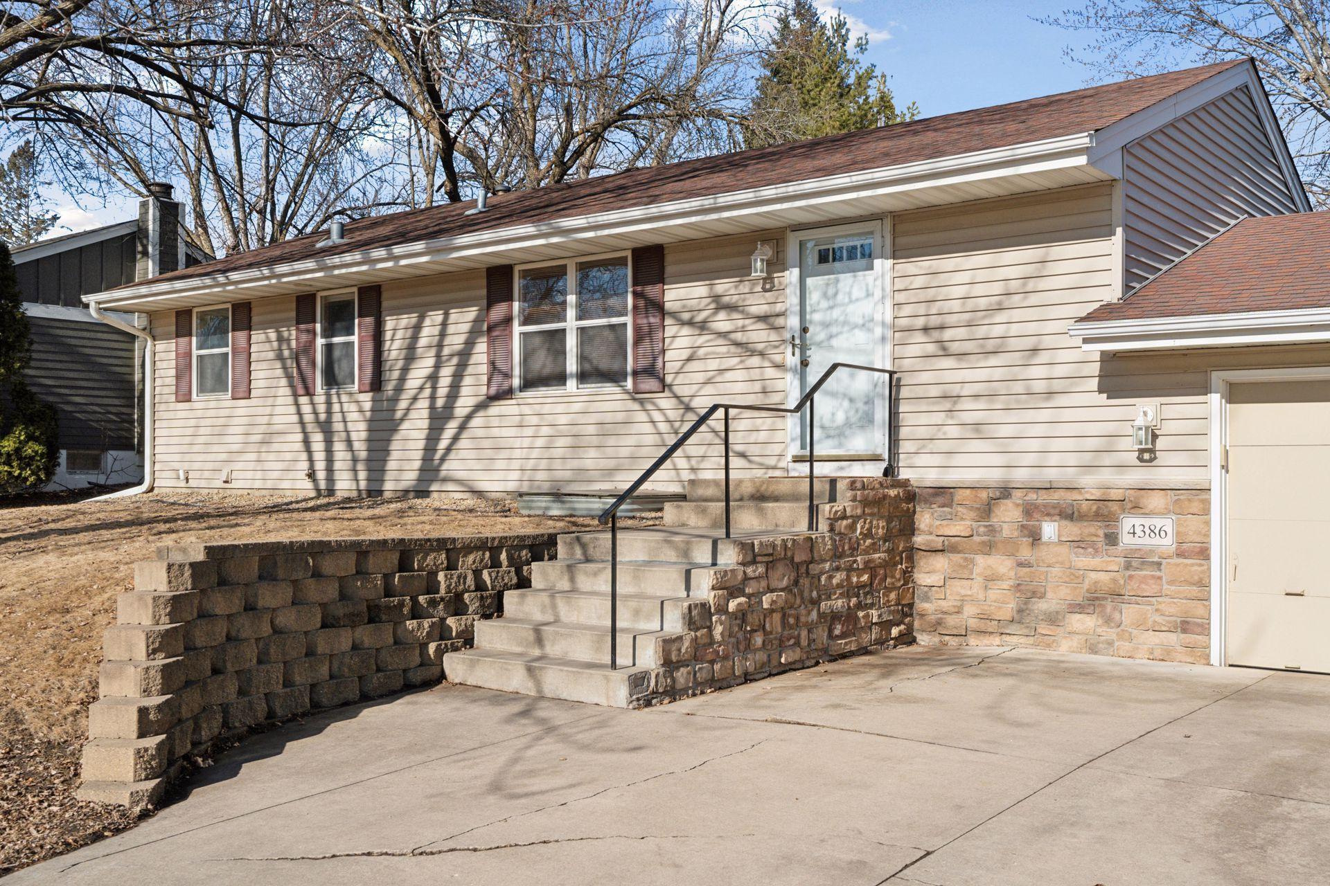 Dakota St Se, Prior Lake, MN 55372