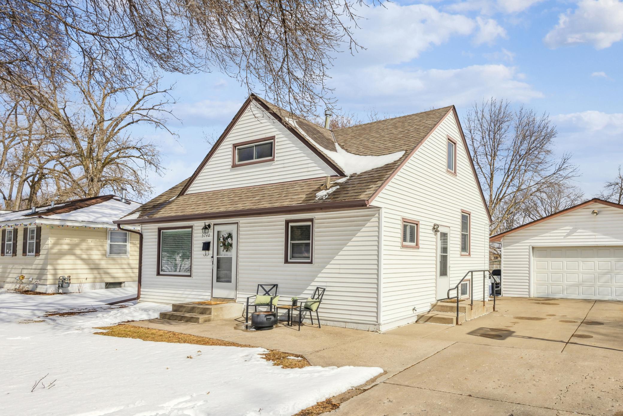 Perry Ave N, Minneapolis, MN 55429