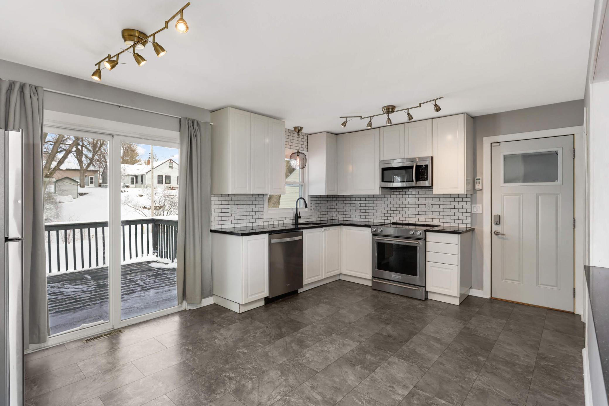 Pleasant St Se, Prior Lake, MN 55372