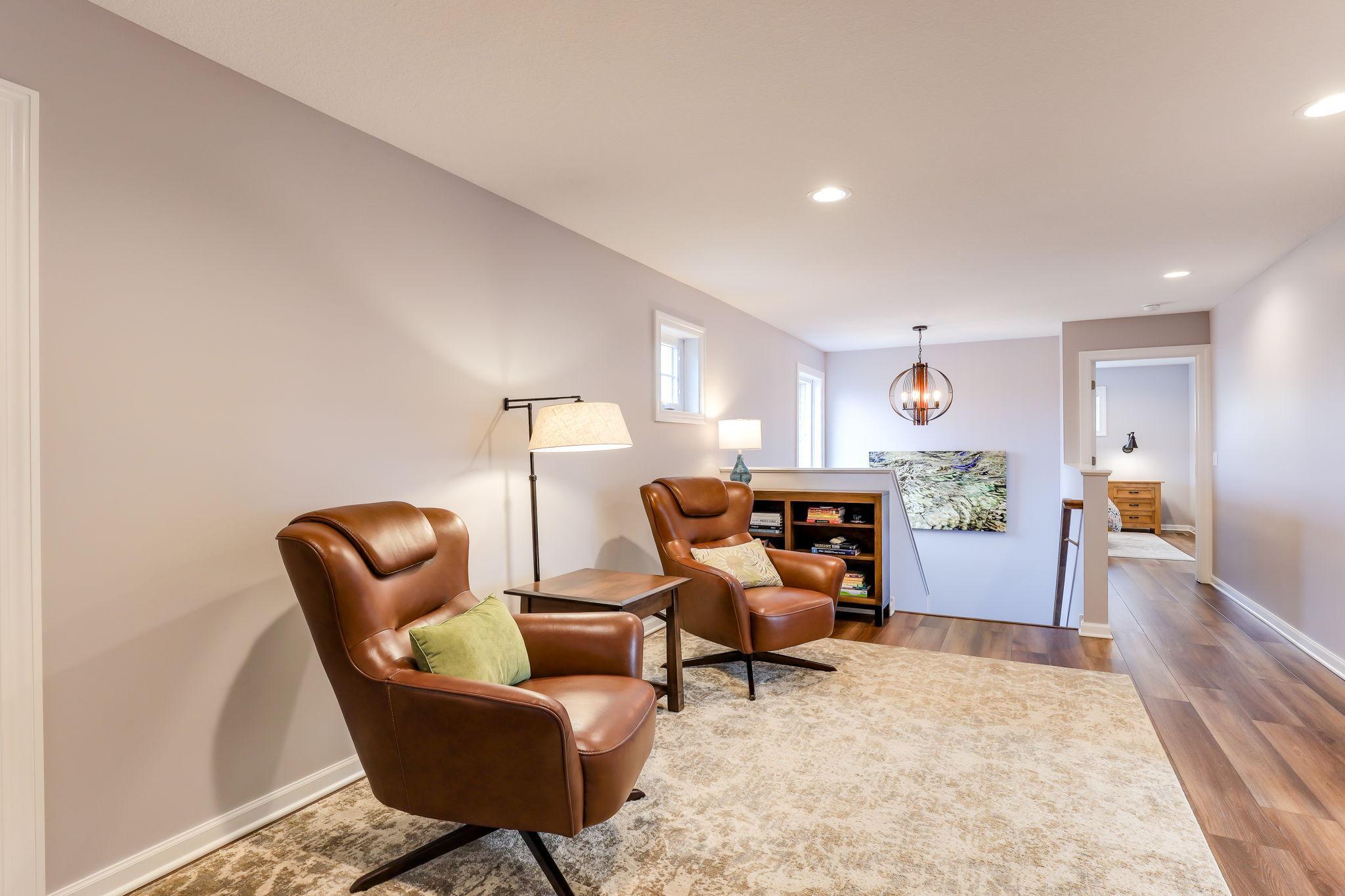 Palomino Ln, Circle Pines, MN 55014