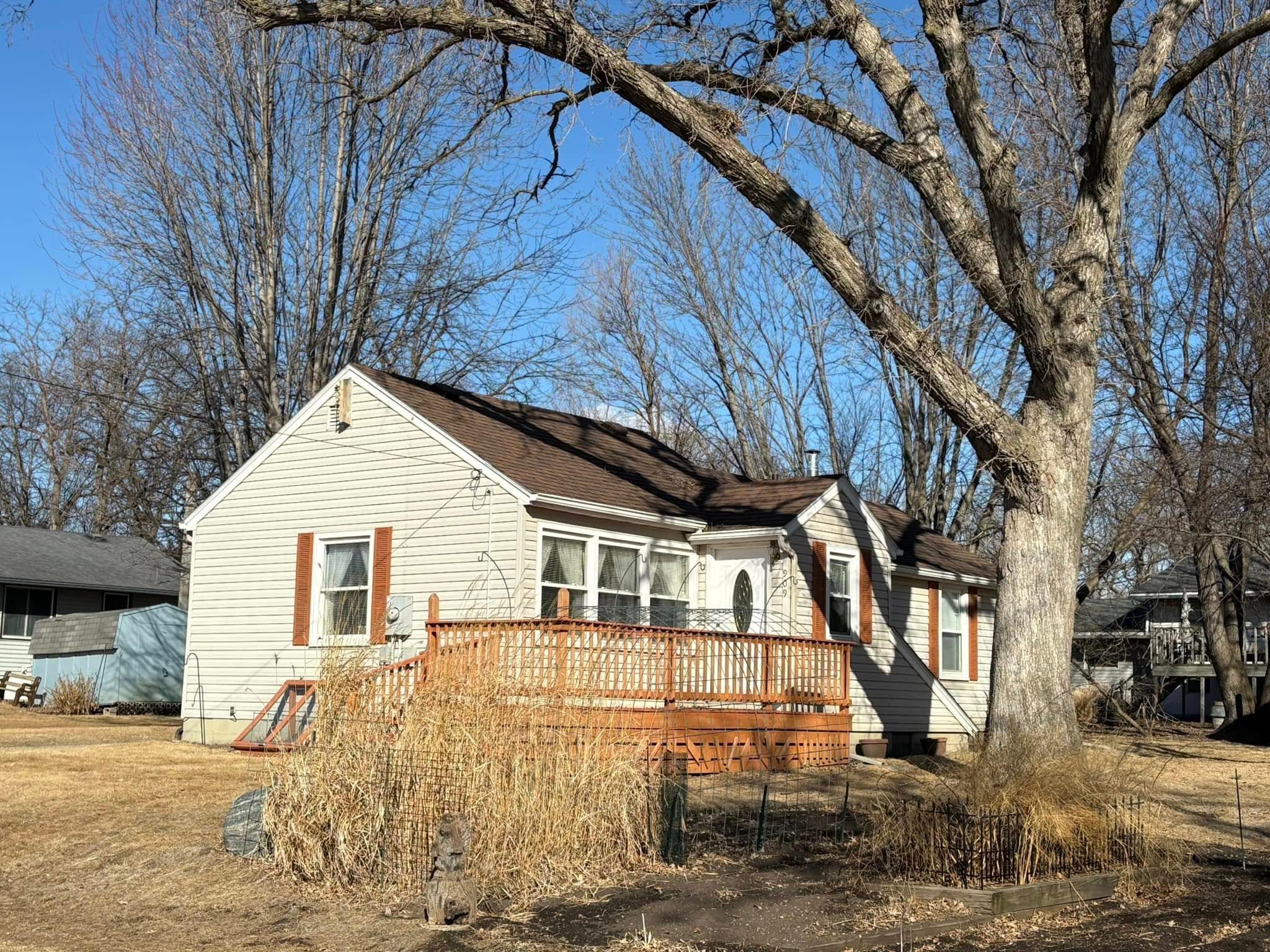 Idlewood Ave, Waseca, MN 56093