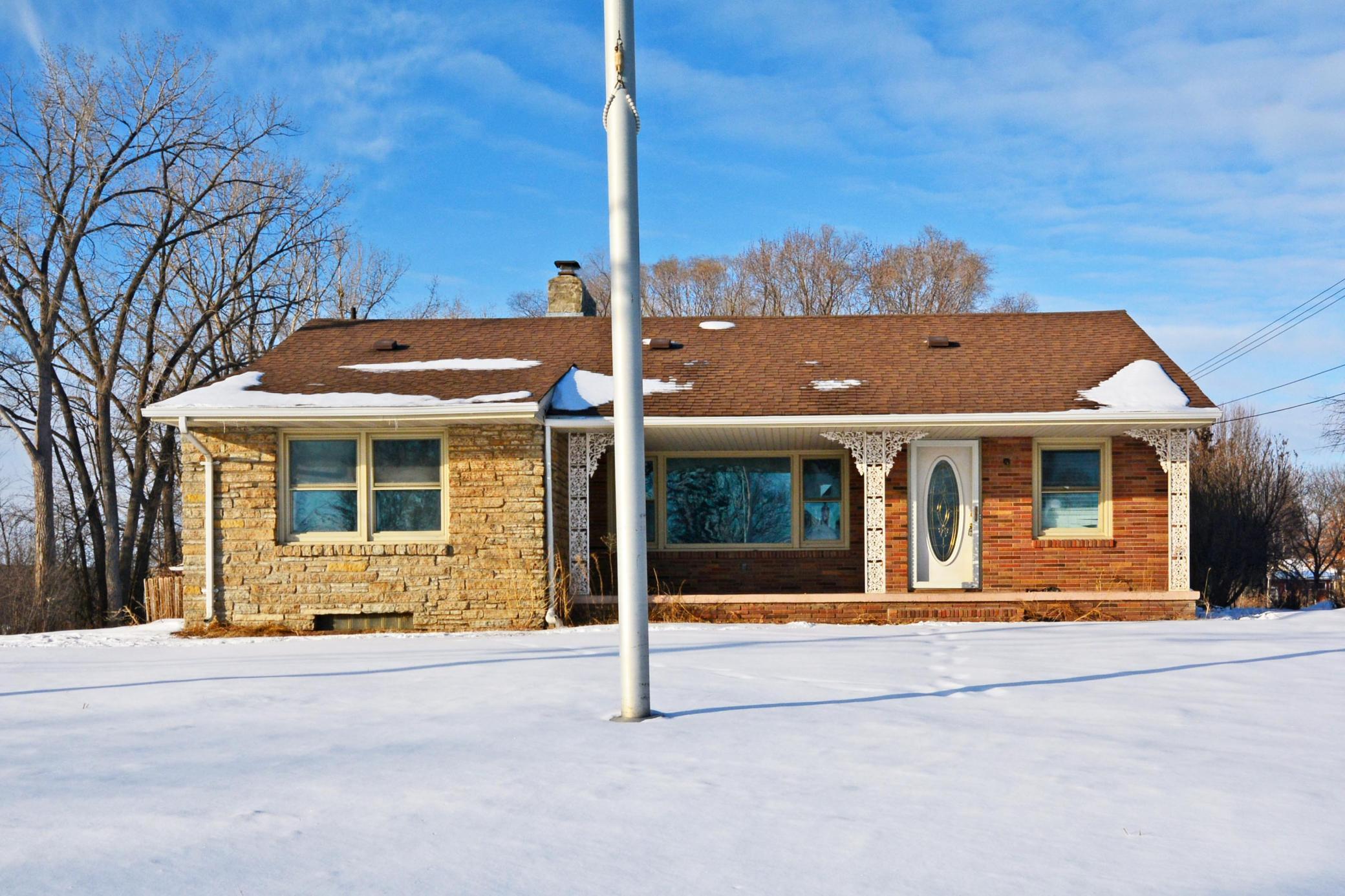 Larpenteur Ave E, Saint Paul, MN 55109