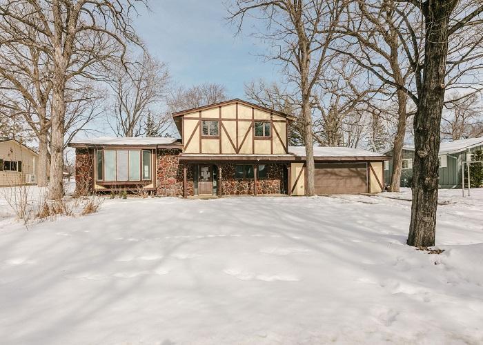 Michael Ct, Saint Cloud, MN 56303