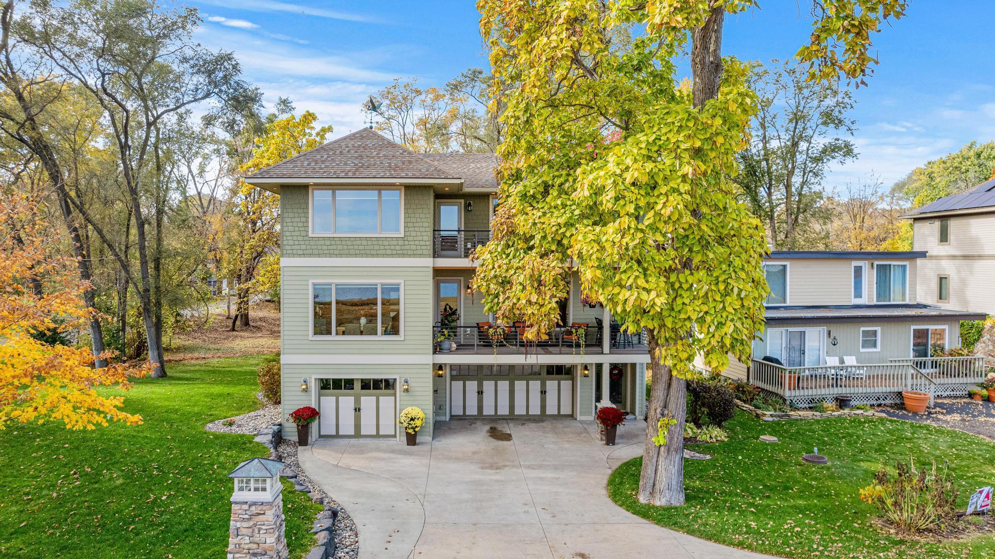 Riviera Ave S, Lakeland, MN 55043