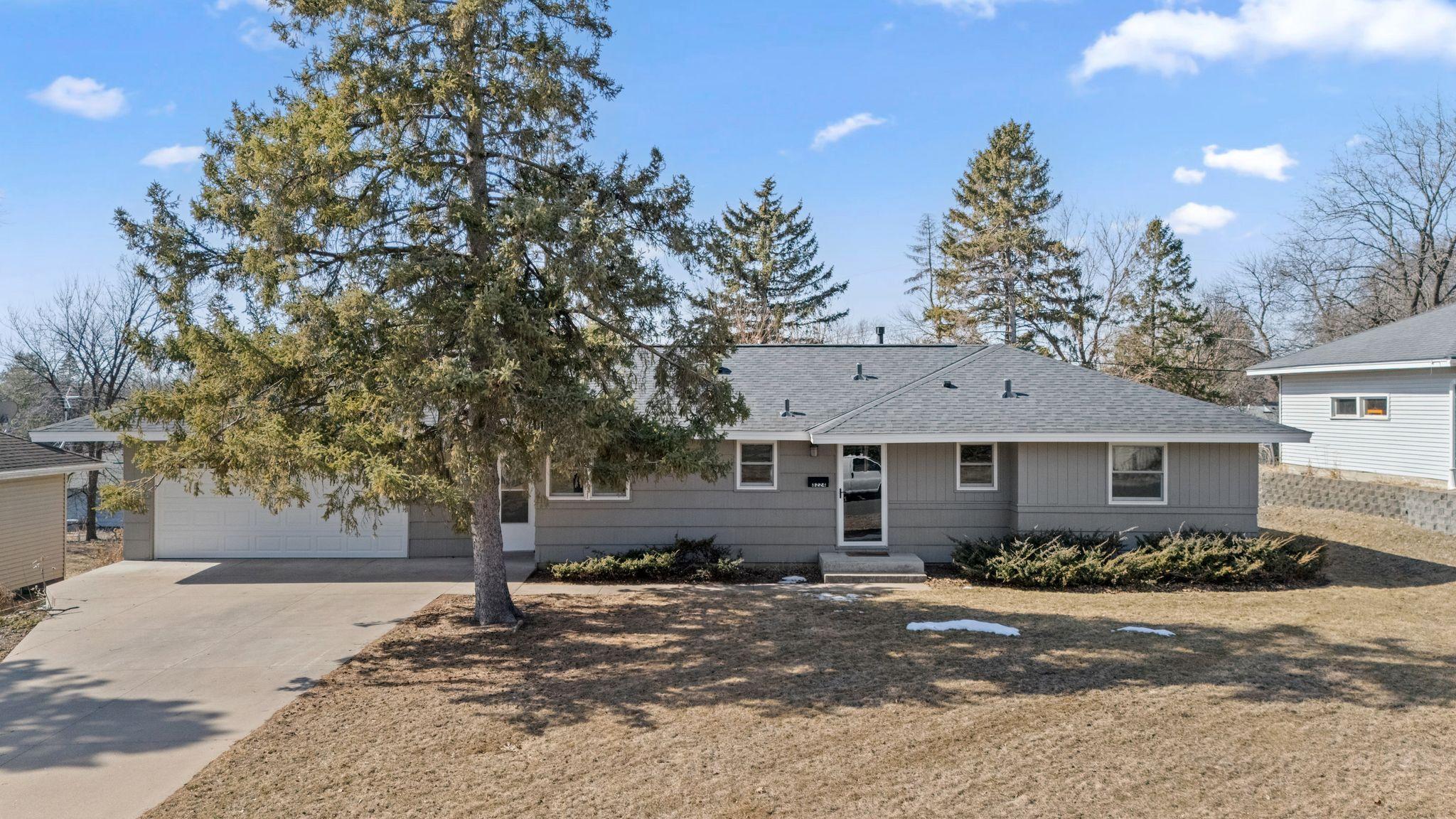 Abbott Ave S, Minneapolis, MN 55431