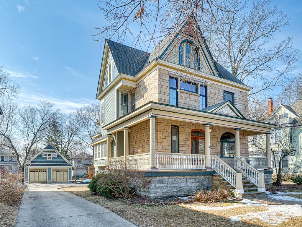 Osceola Ave, Saint Paul, MN 55105