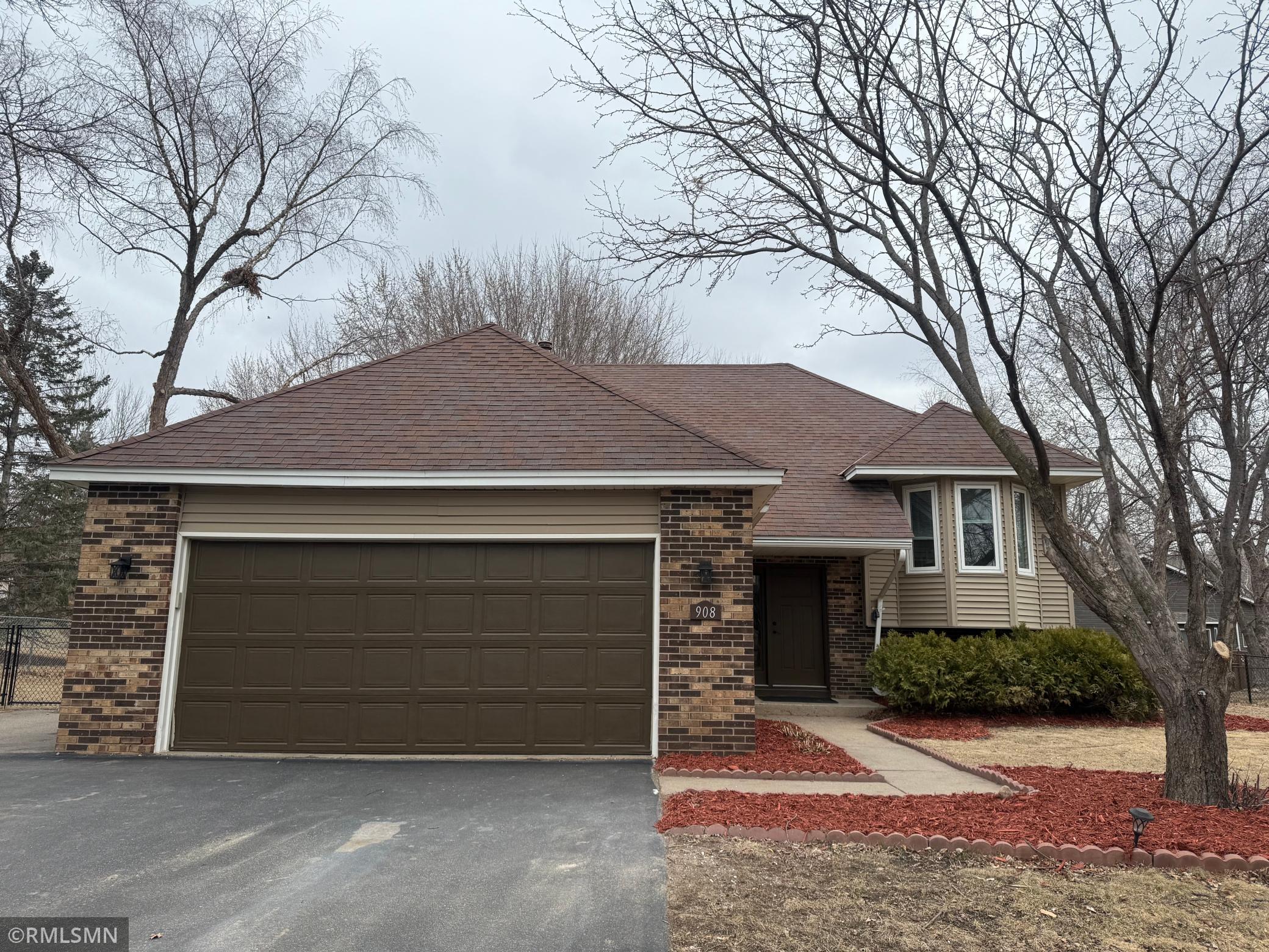 W 158th St, Burnsville, MN 55306