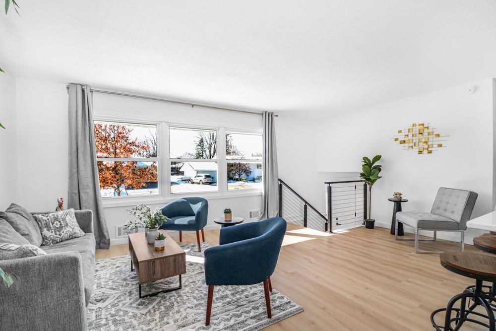 Rolls Rd, Saint Paul, MN 55112