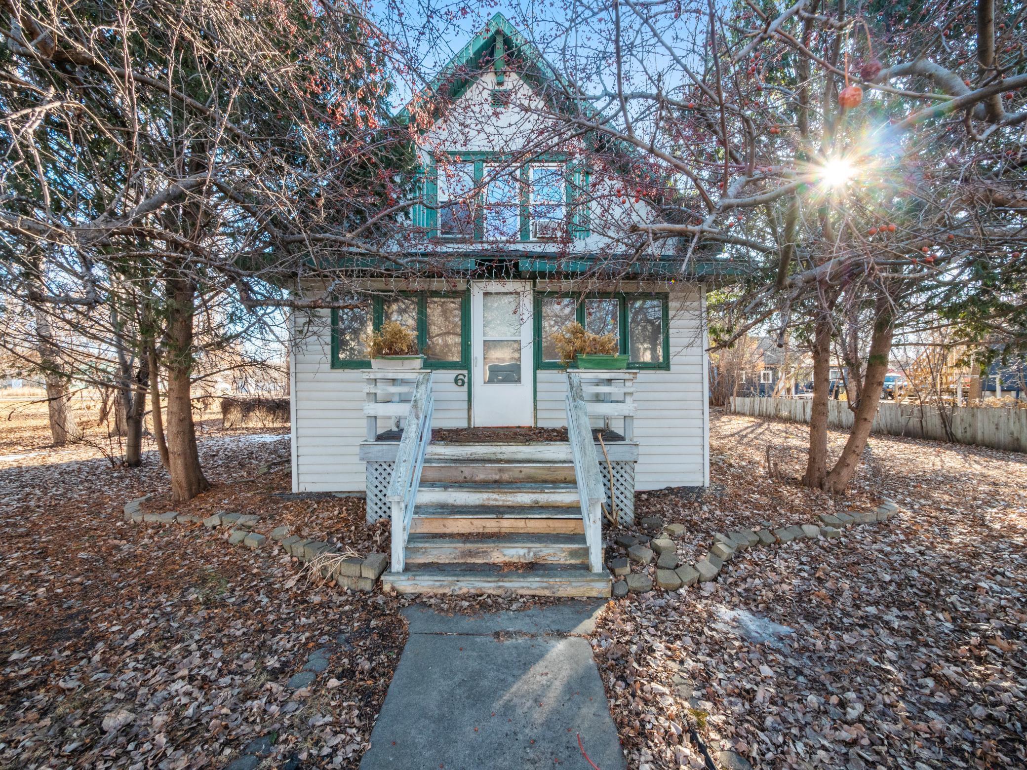 4th St Nw, Glenwood, MN 56334