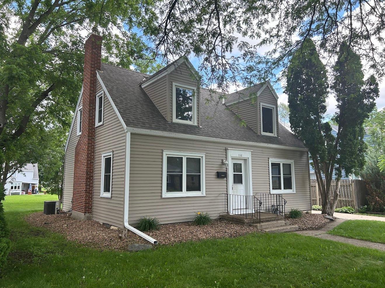 South St, Owatonna, MN 55060