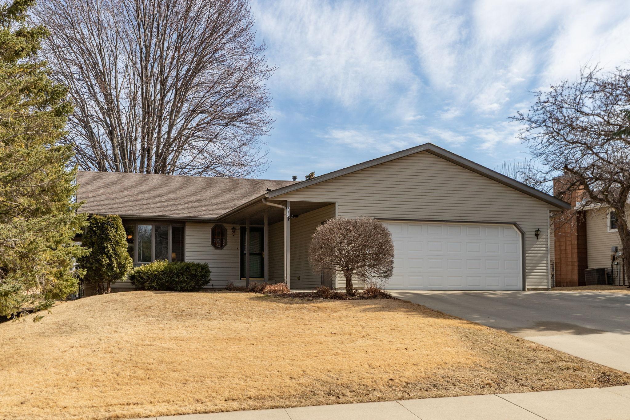 4th Ave Ne, Byron, MN 55920