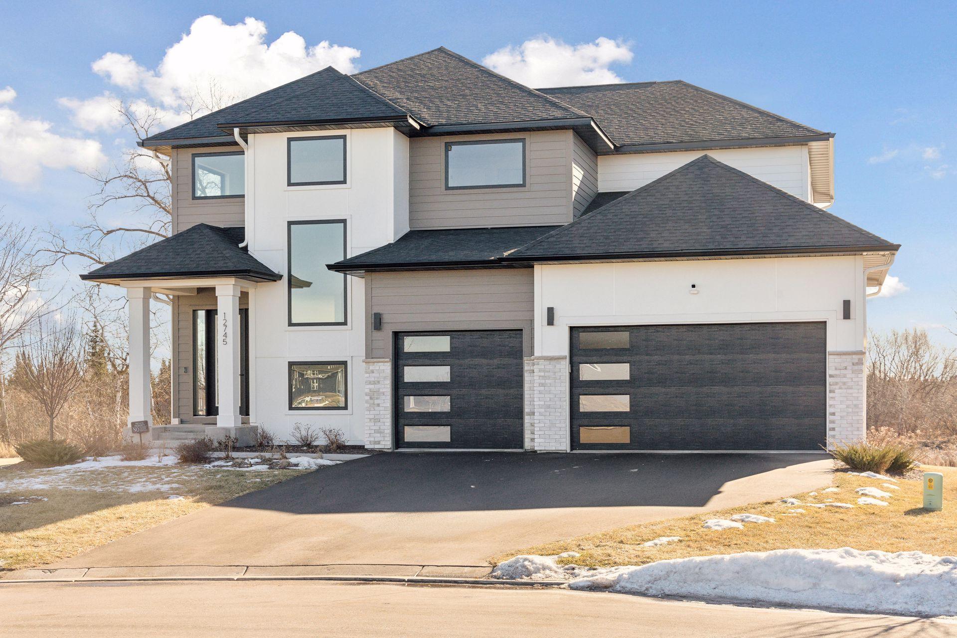 Stutz Ct, Minneapolis, MN 55449