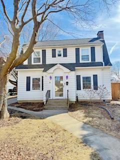 E Academy St, Owatonna, MN 55060