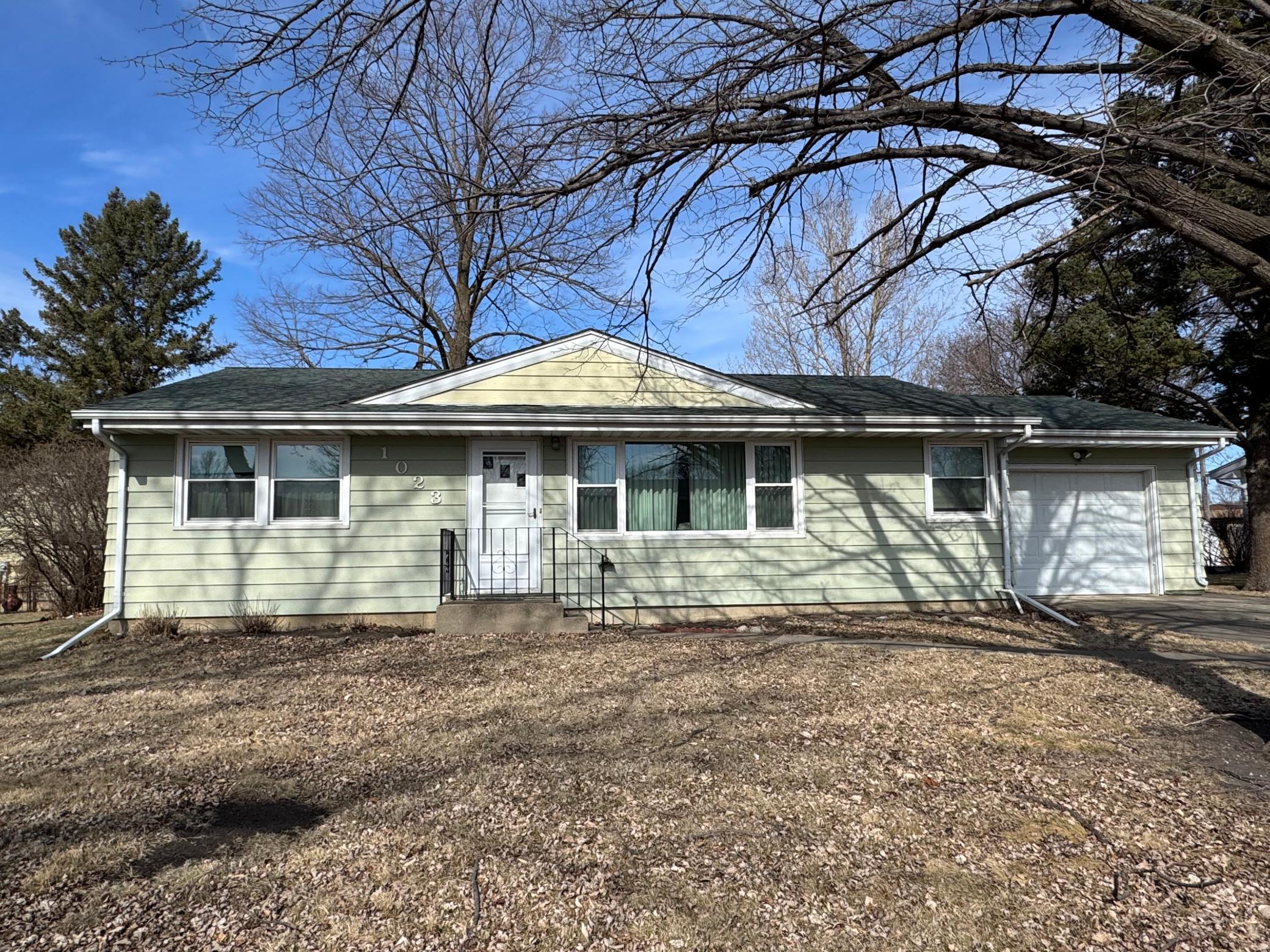 Day St, Fairmont, MN 56031