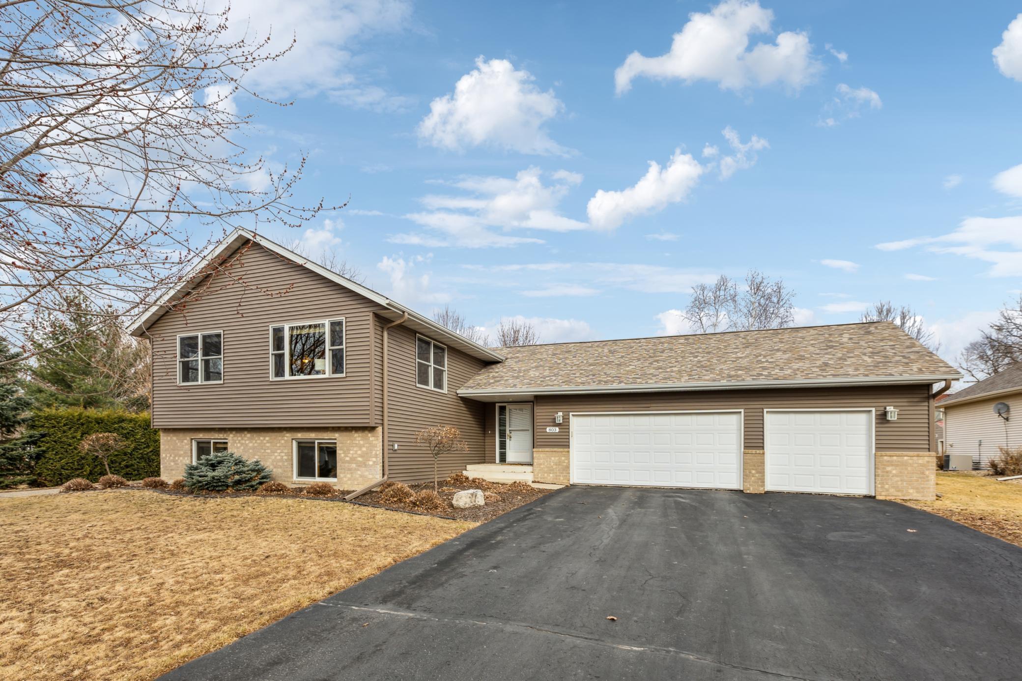 Reo Rd, Watertown, MN 55388