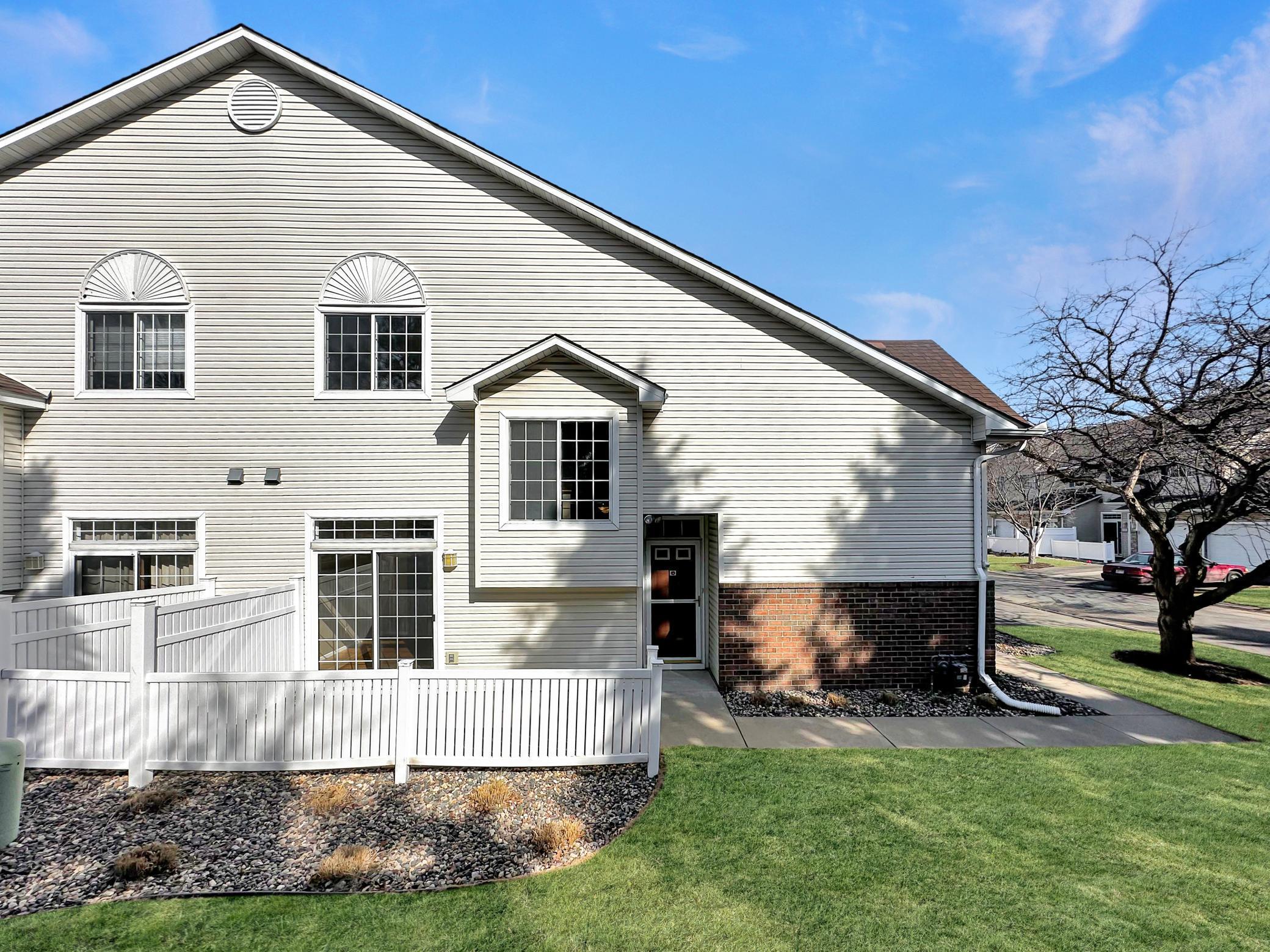 Cortland Rd, Eden Prairie, MN 55344