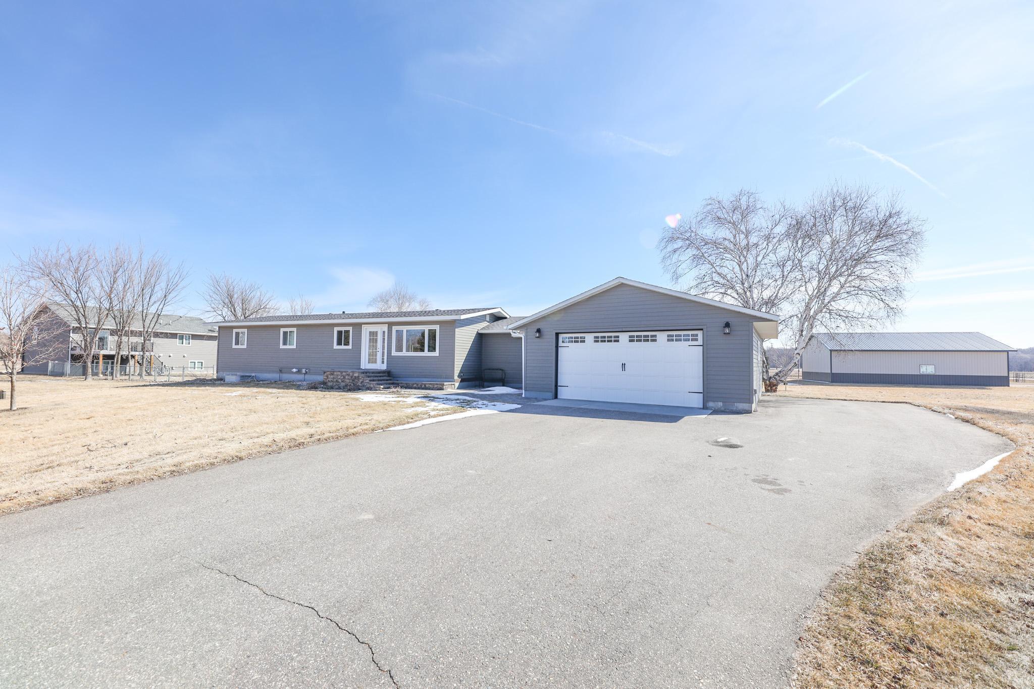 Rolling Acres Cir Nw, Alexandria, MN 56308