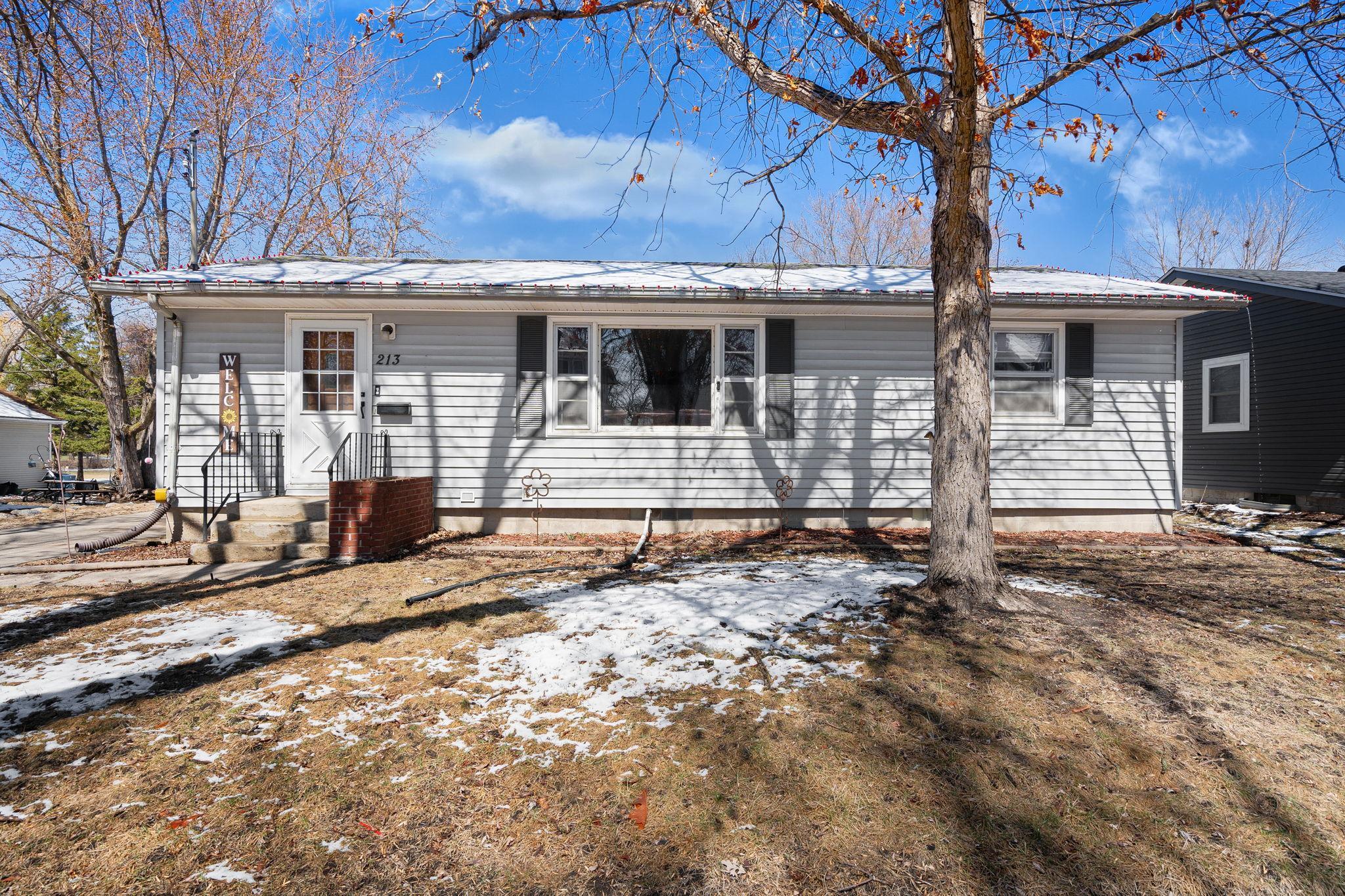 7th Ave Ne, Waseca, MN 56093