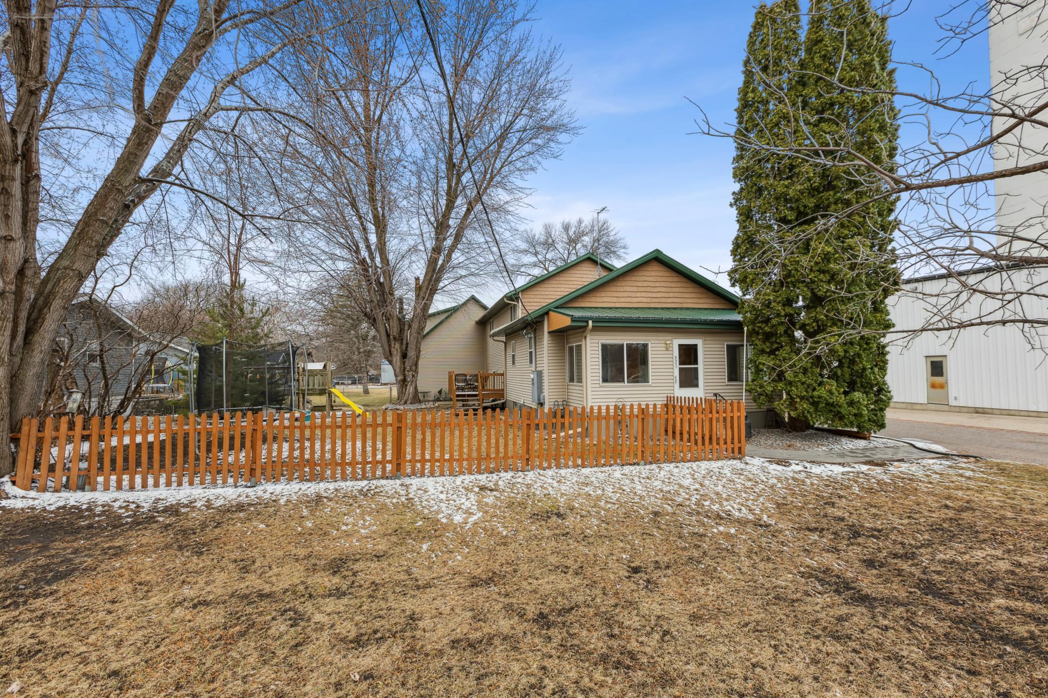 1st St N, Dassel, MN 55325