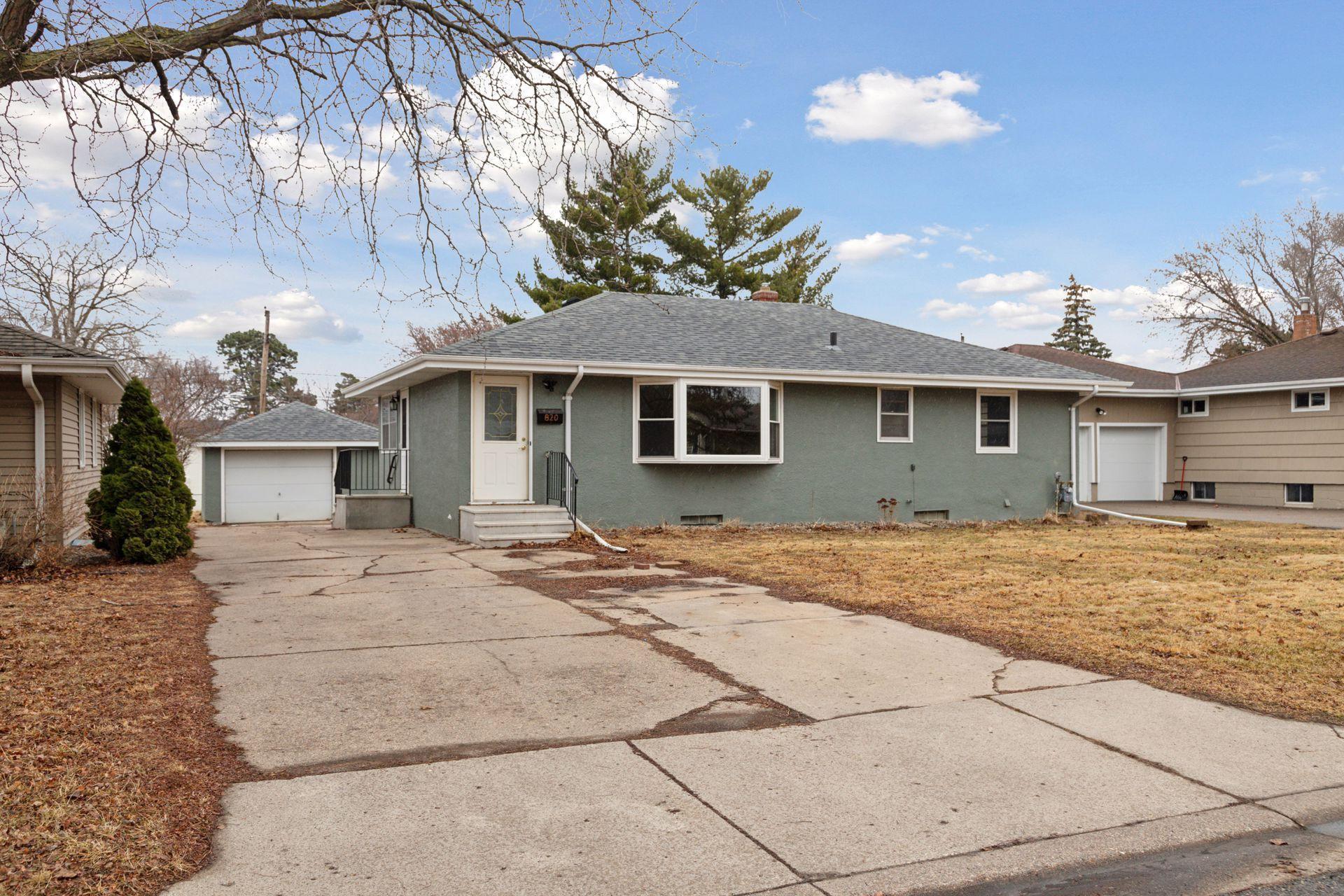 21st Ave N, South Saint Paul, MN 55075