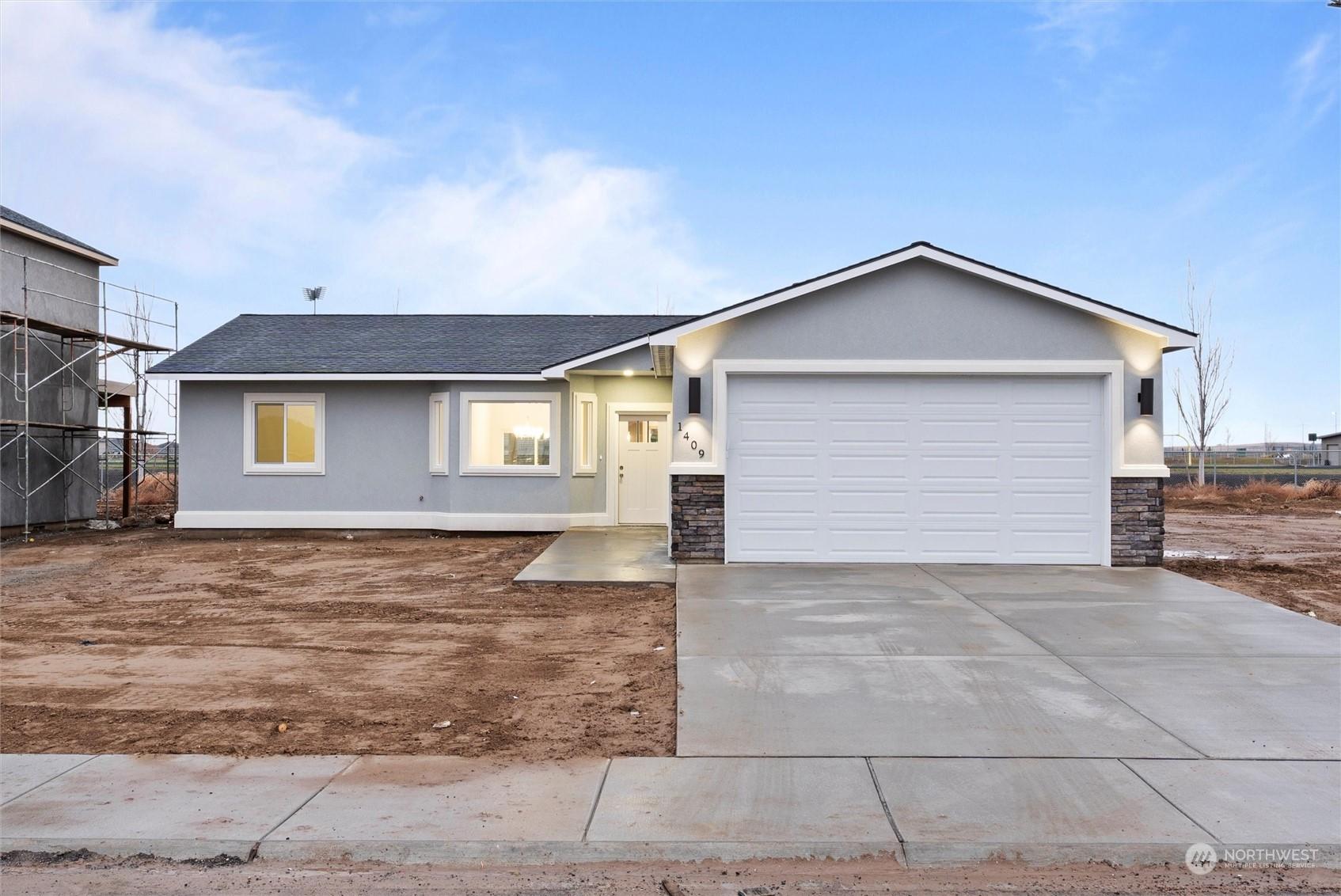 O St Ne, Quincy, WA 98848