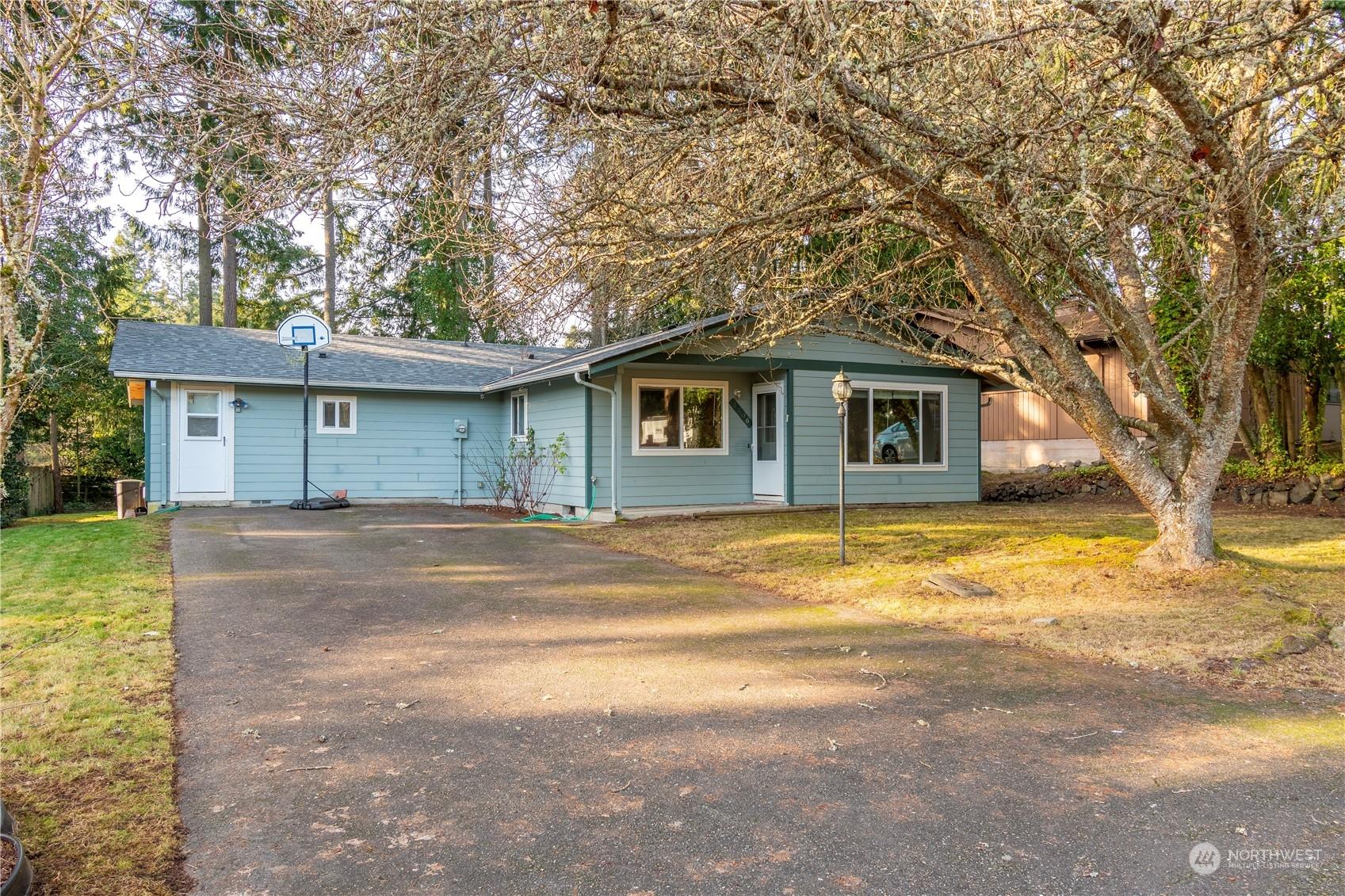 Stevens St, Steilacoom, WA 98388