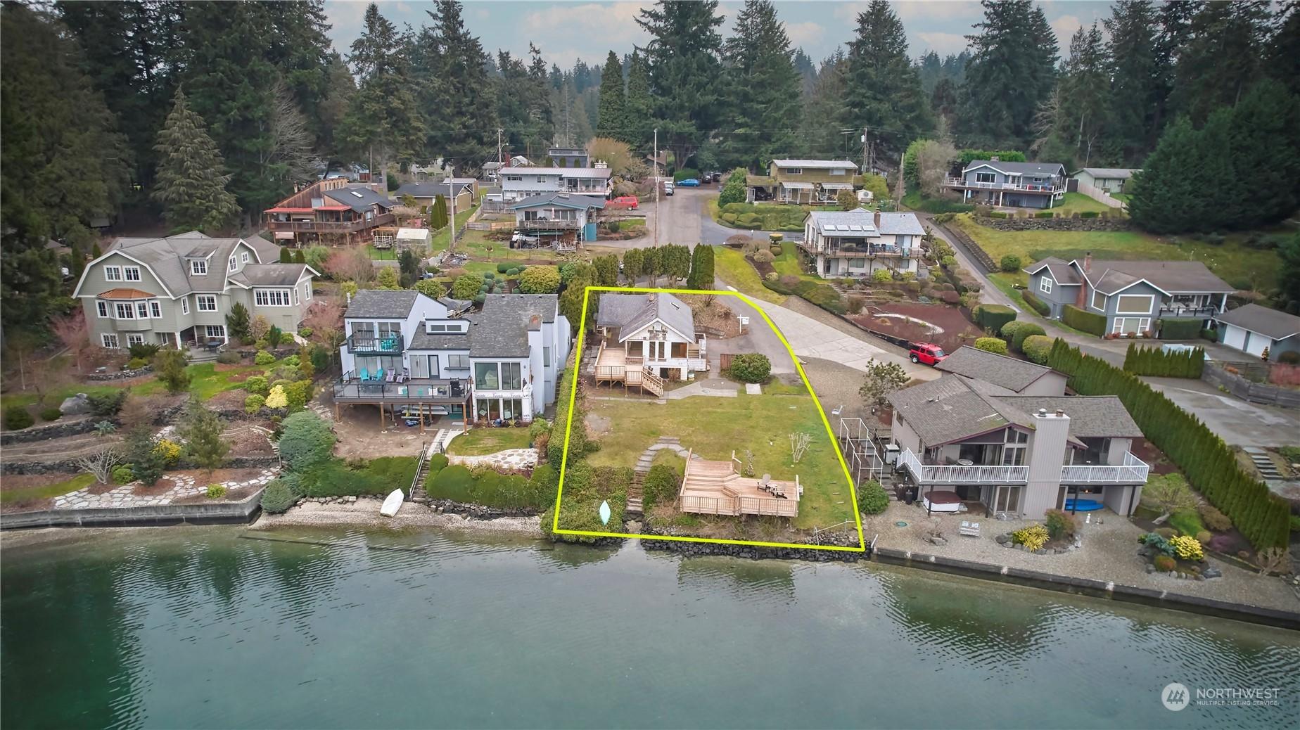 Marine View Pl, Bremerton, WA 98312