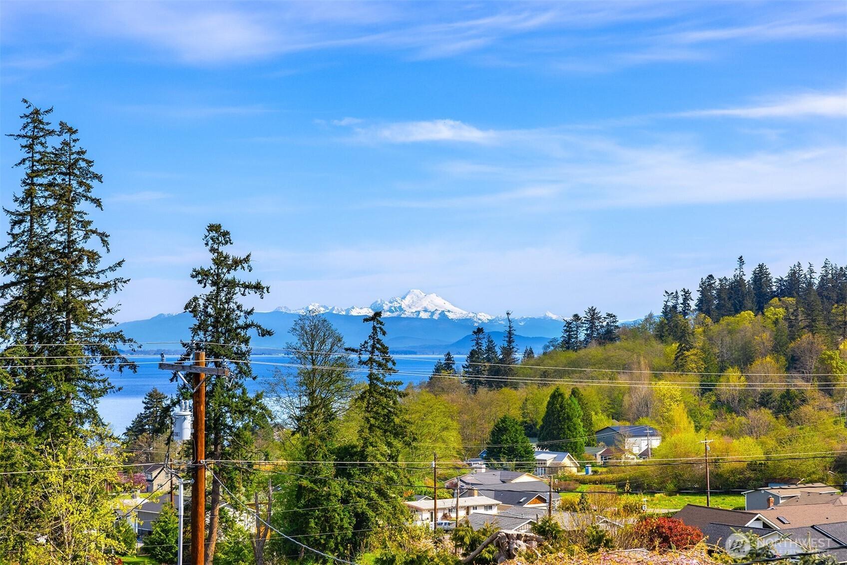 Gladstone Dr, Camano Island, WA 98282