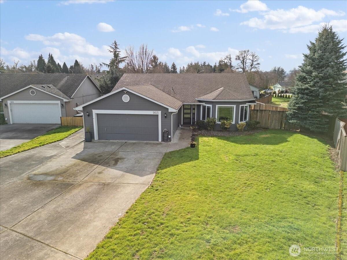 Greyhawk Ln, Longview, WA 98632