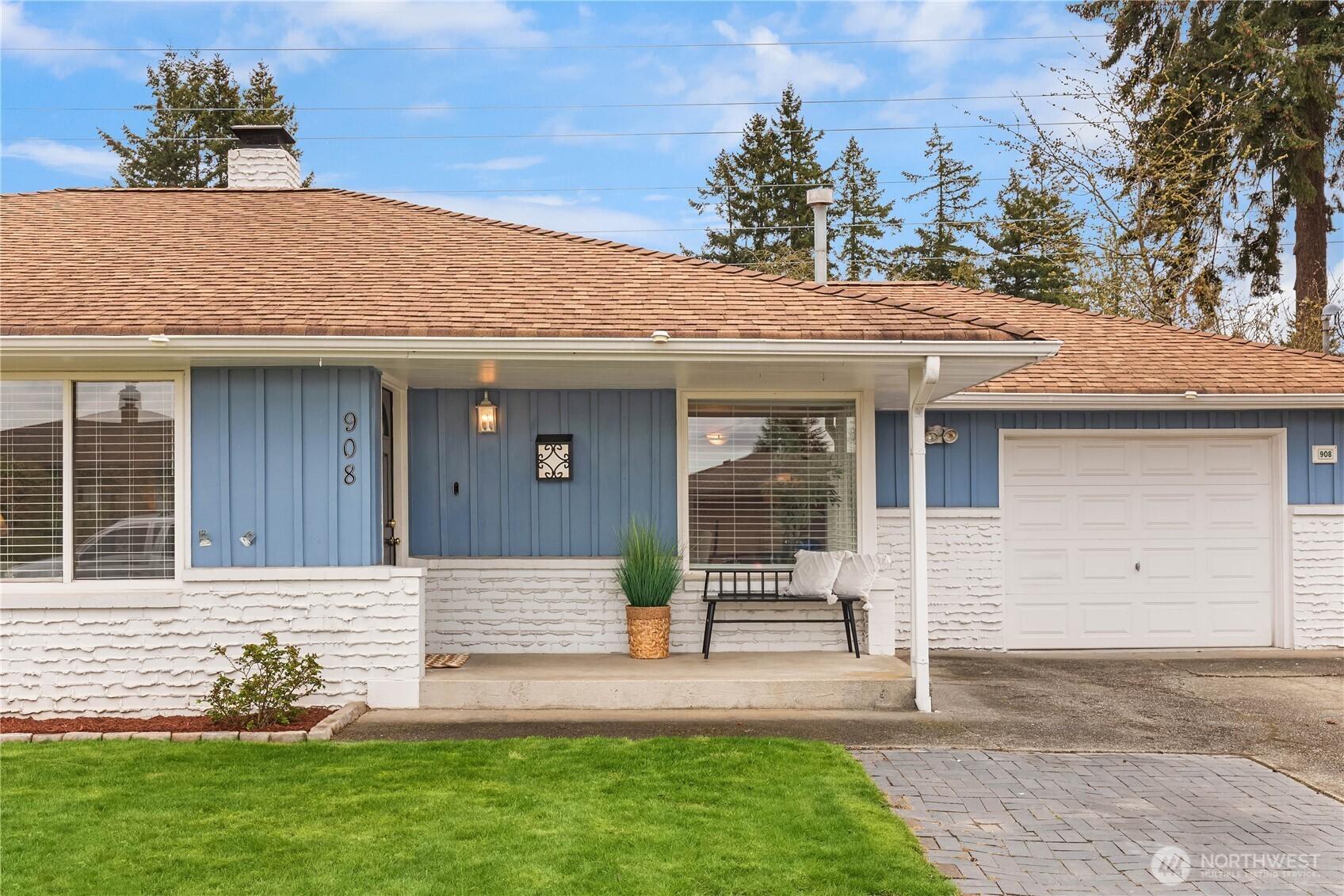 Lynnwood Ave Ne, Renton, WA 98056