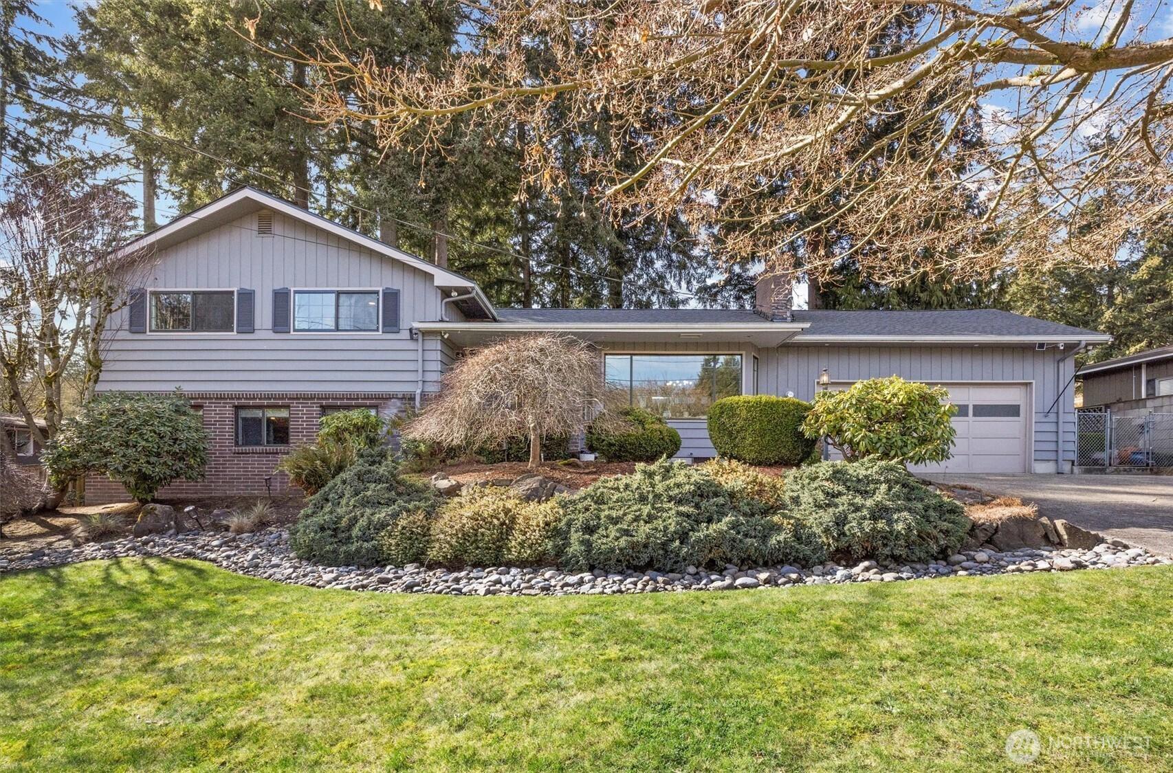 69th Avenue Ct W, University Place, WA 98466