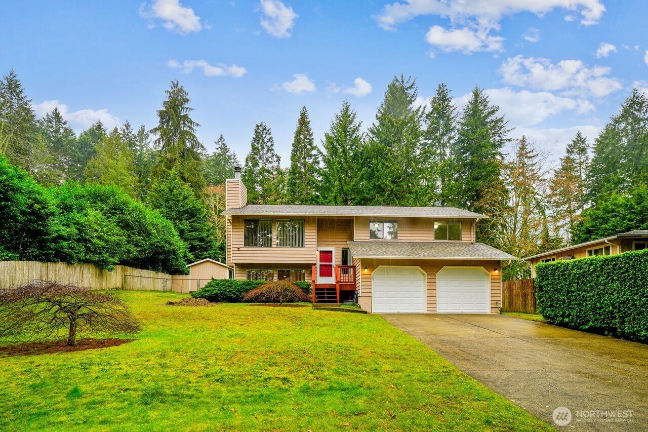 Pine Ave Ne, Bremerton, WA 98310