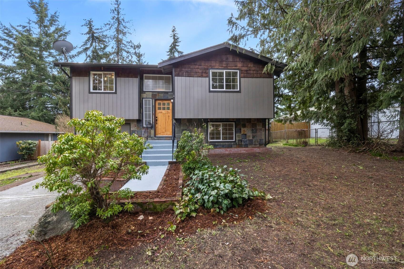 E Harrison St, Port Orchard, WA 98366