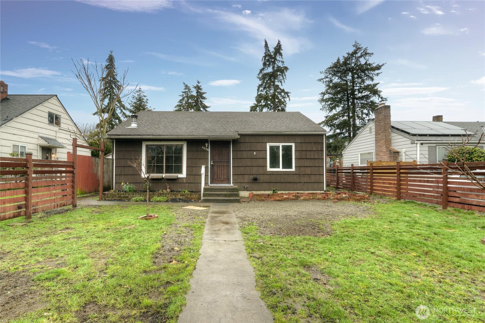 S Prospect St, Tacoma, WA 98409