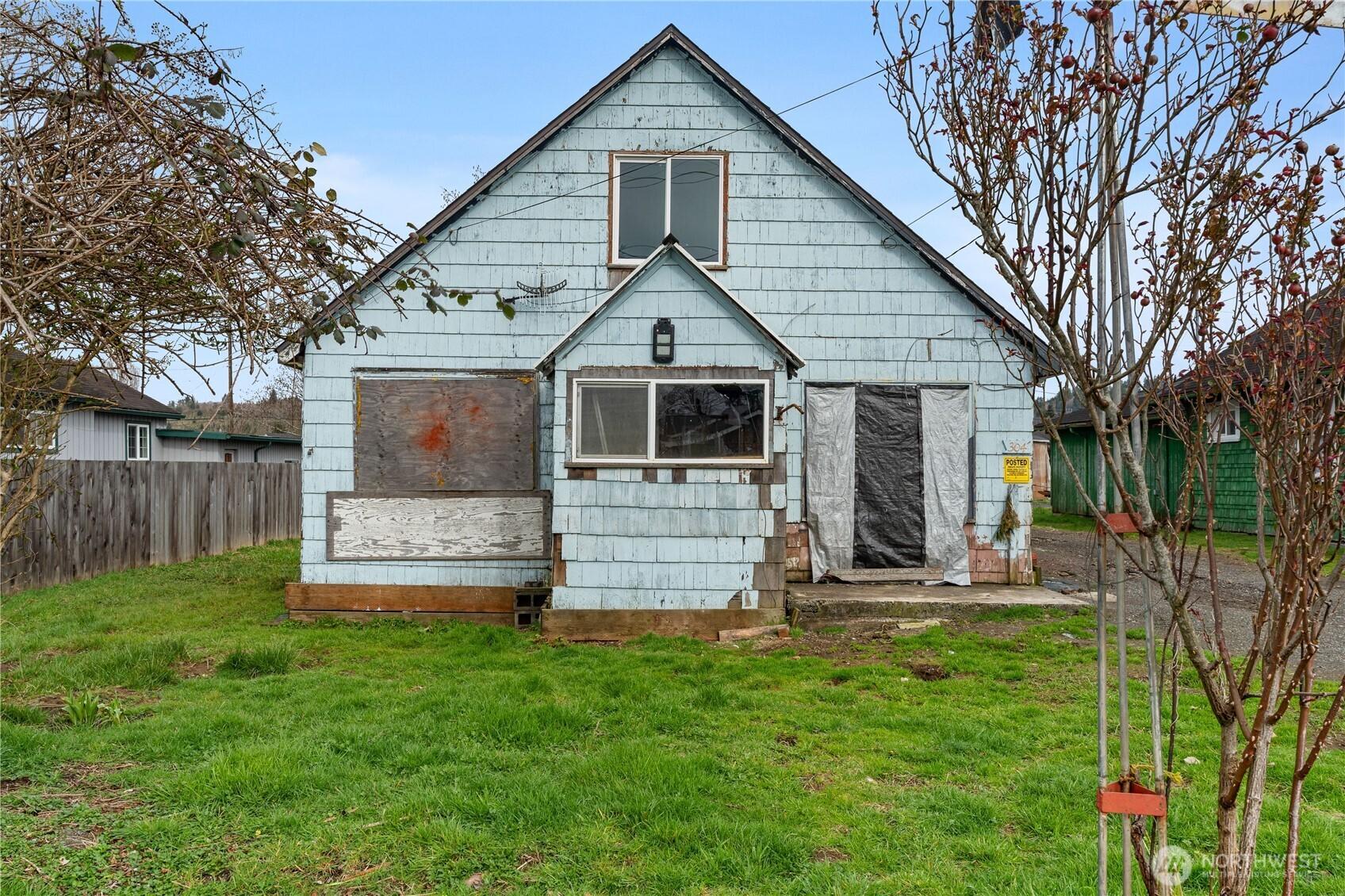 E Perry St, Aberdeen, WA 98520