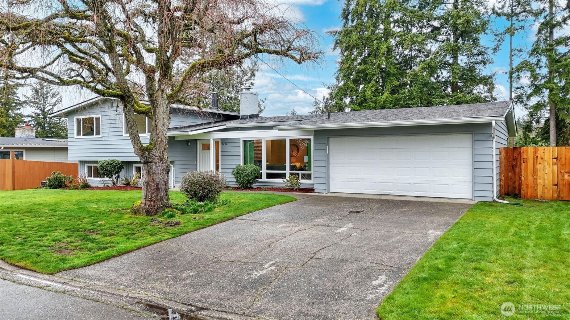 121st Ave Se, Bellevue, WA 98006