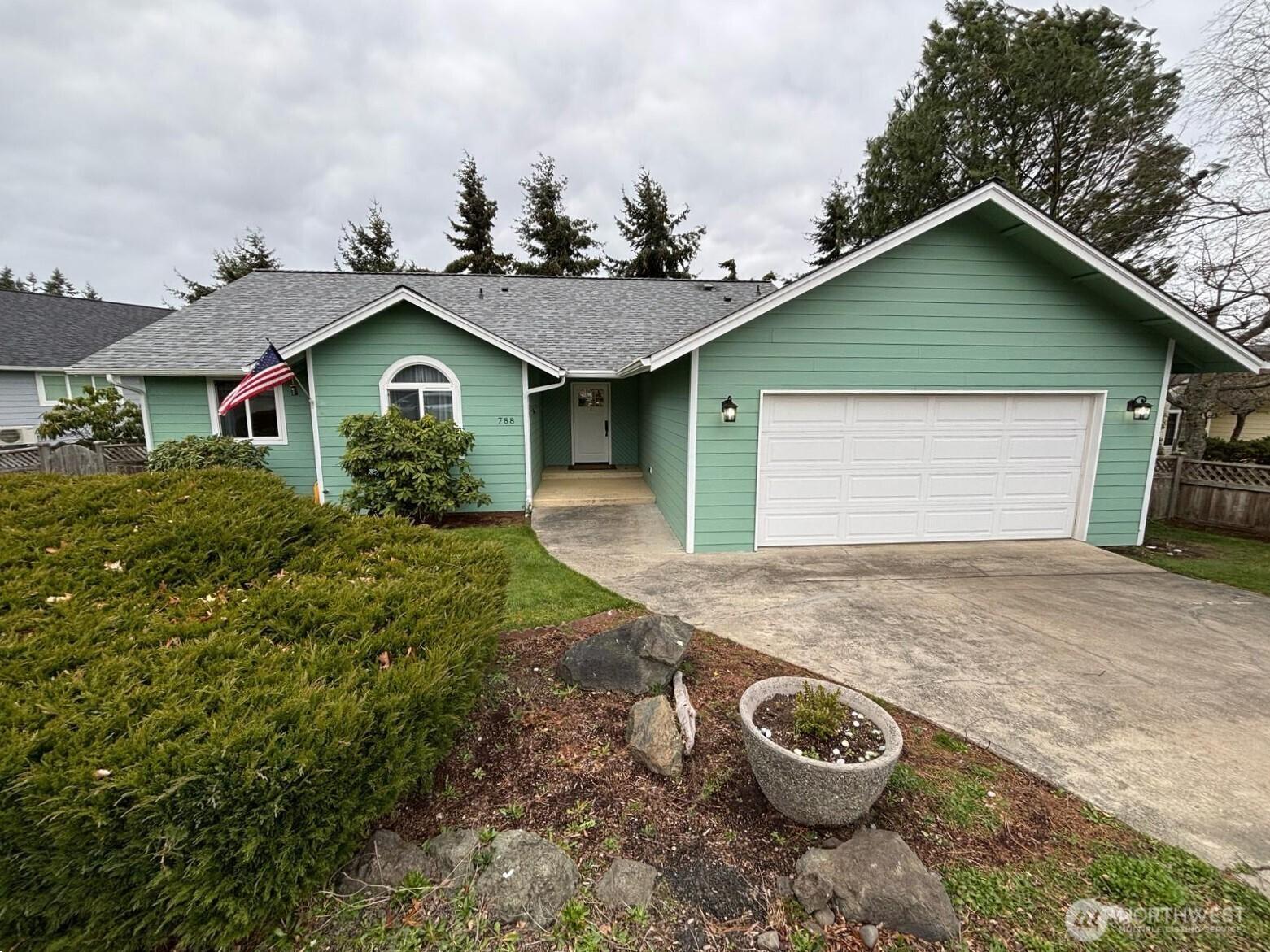 41st St, Port Townsend, WA 98368