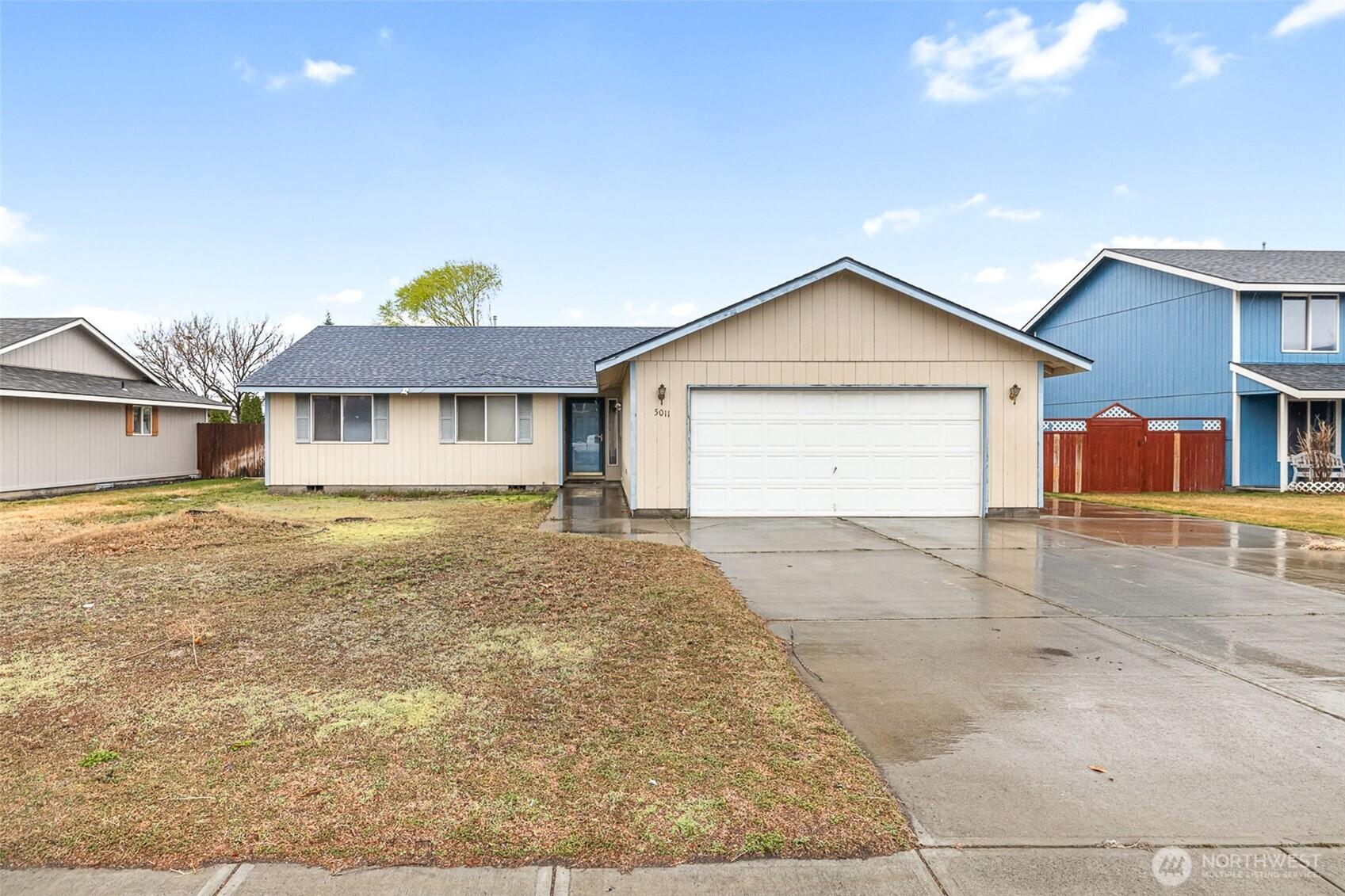 Robert Wayne Dr, Pasco, WA 99301