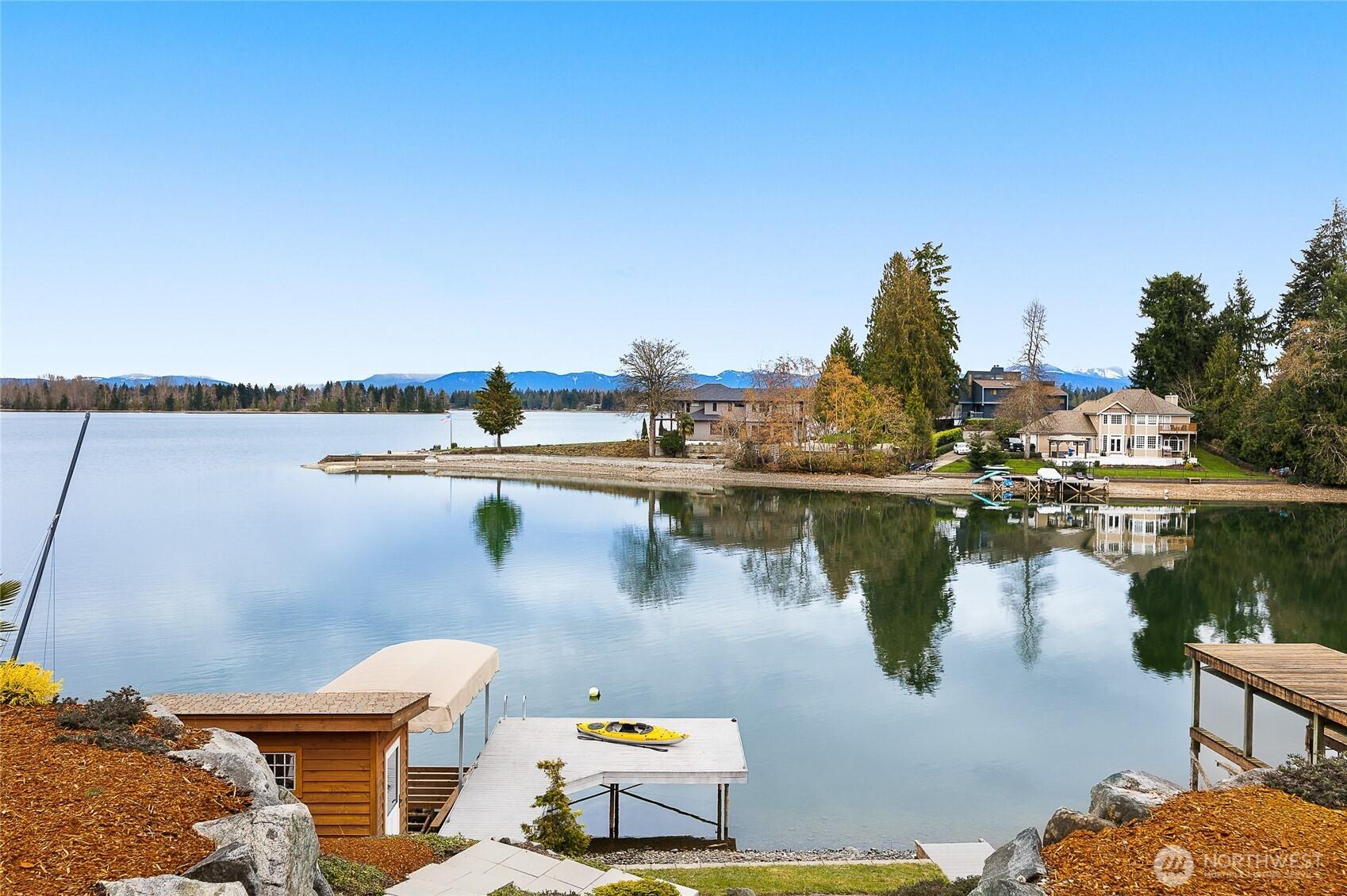 Lakeridge Dr E, Lake Tapps, WA 98391