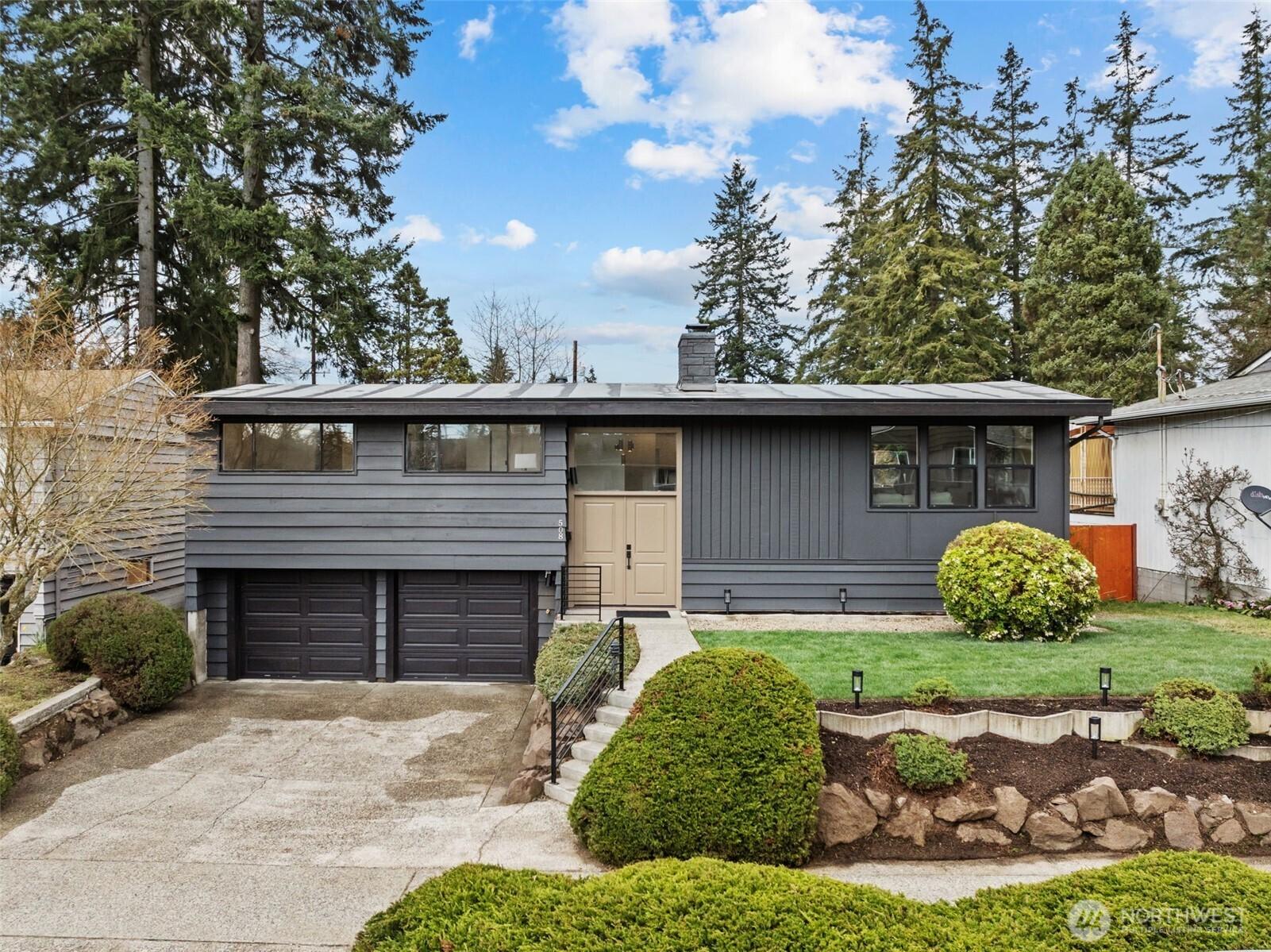 Ne 124th St, Seattle, WA 98125