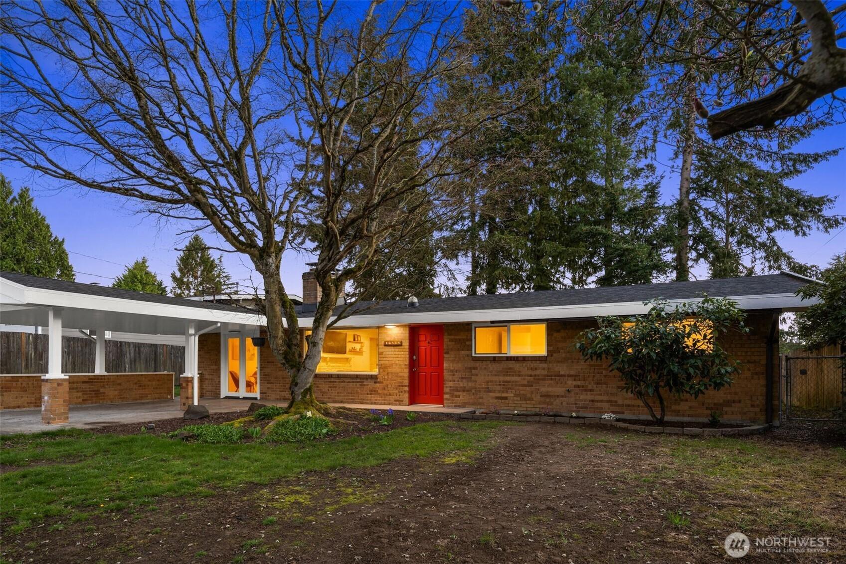 5th Ave S, Burien, WA 98148