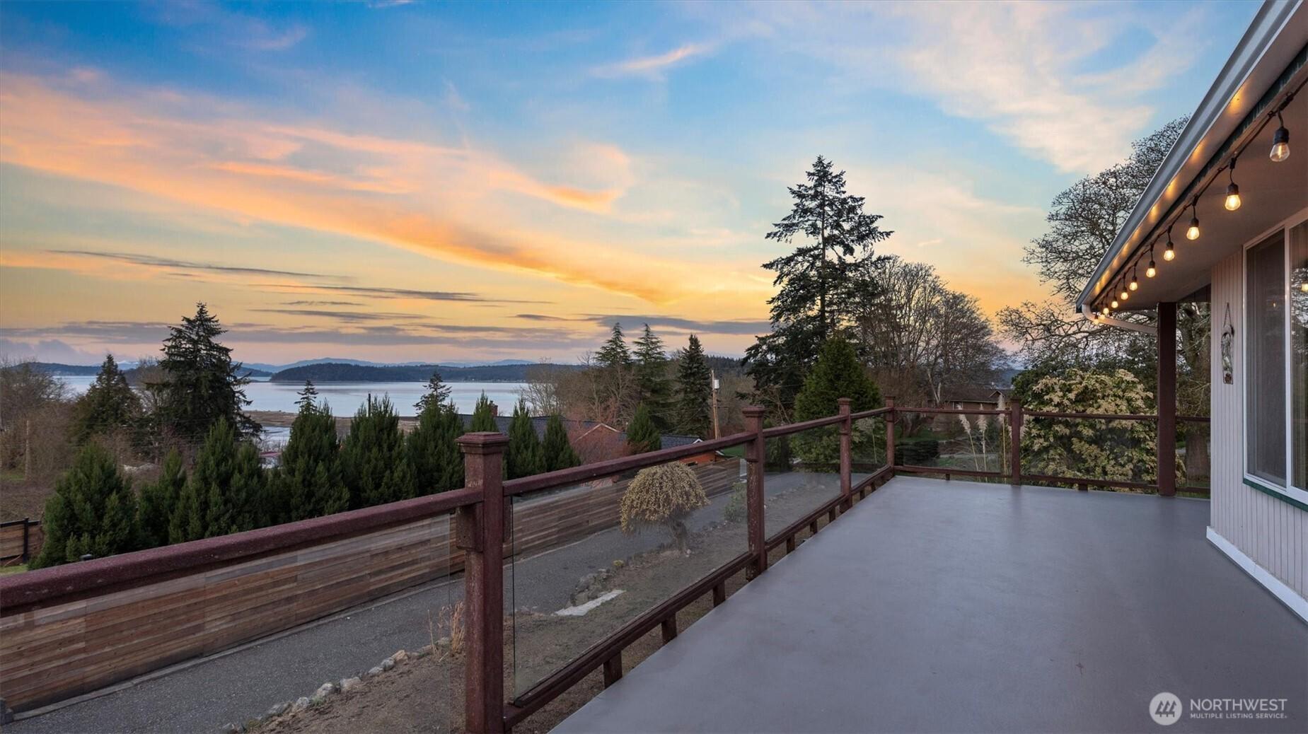 Bakerview Rd, Oak Harbor, WA 98277