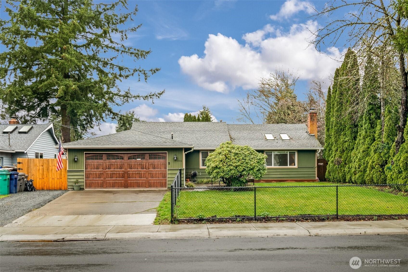 E Alpine St, Granite Falls, WA 98252