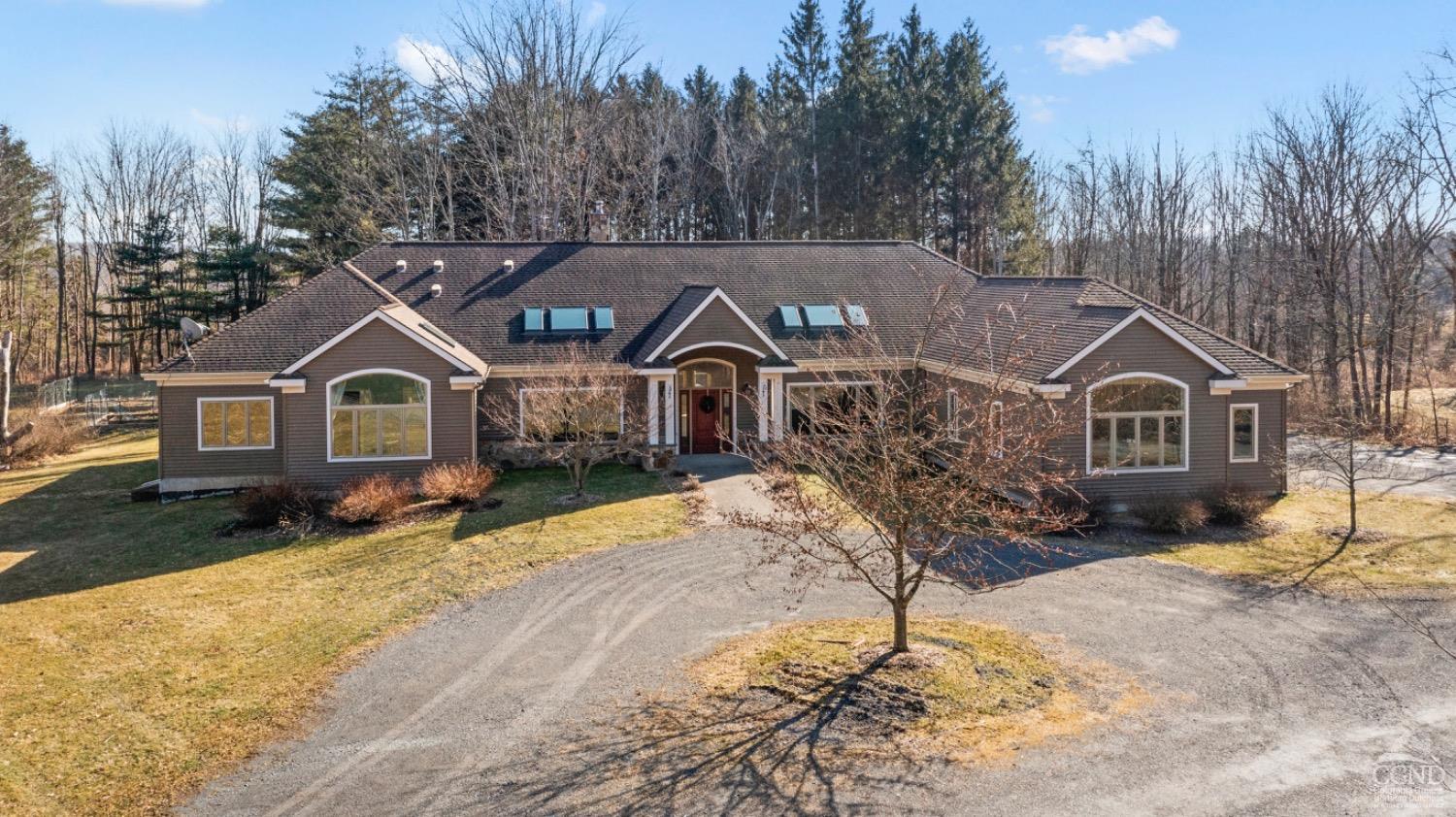 Loomis Rd, Chatham, NY 12037