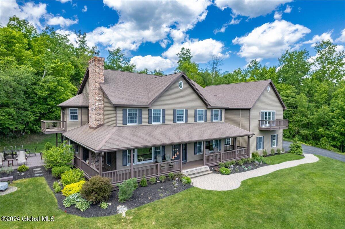 S Farm Rd, Bolton Landing, NY 12814