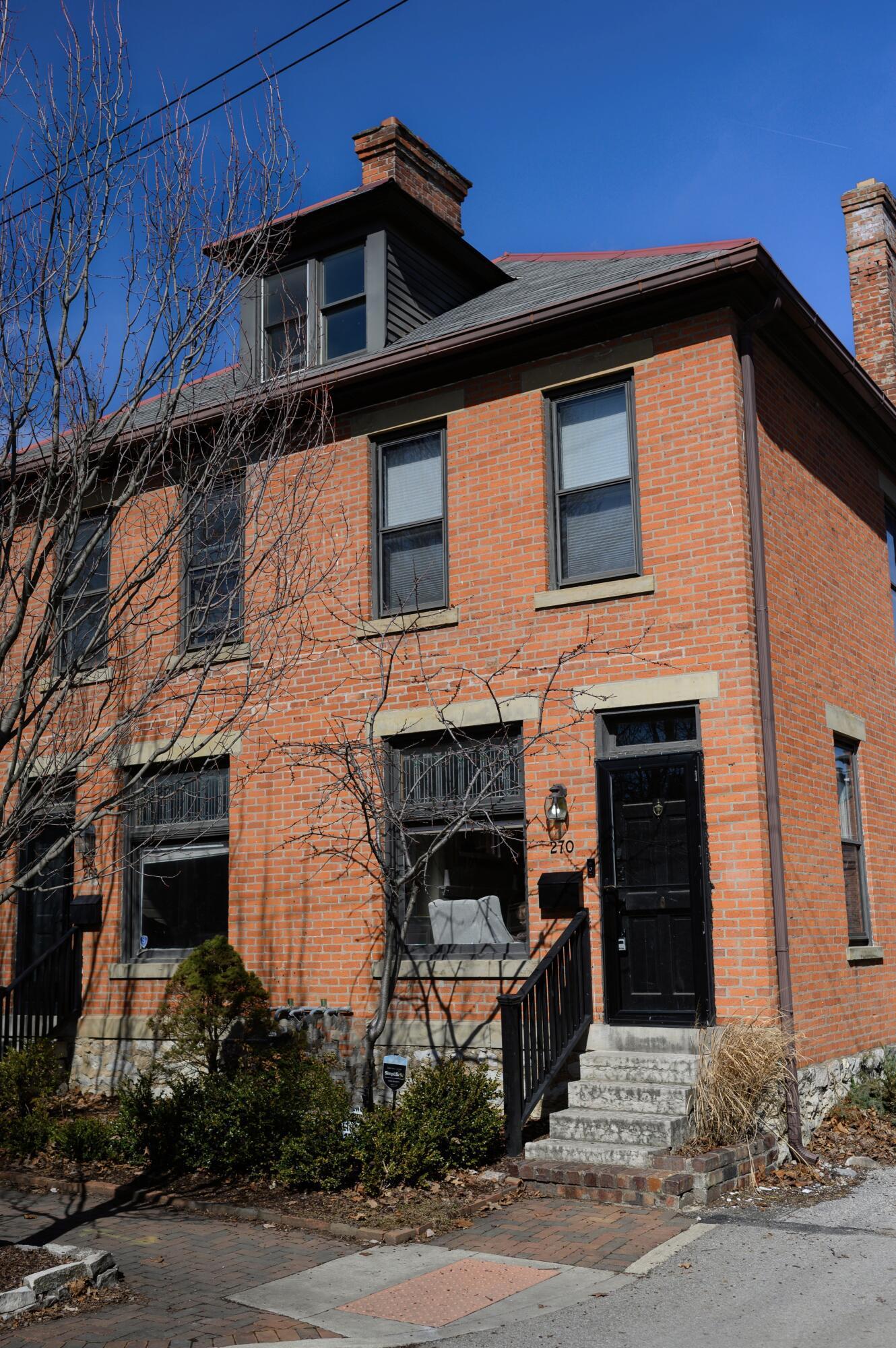 Reinhard Ave, Columbus, OH 43206