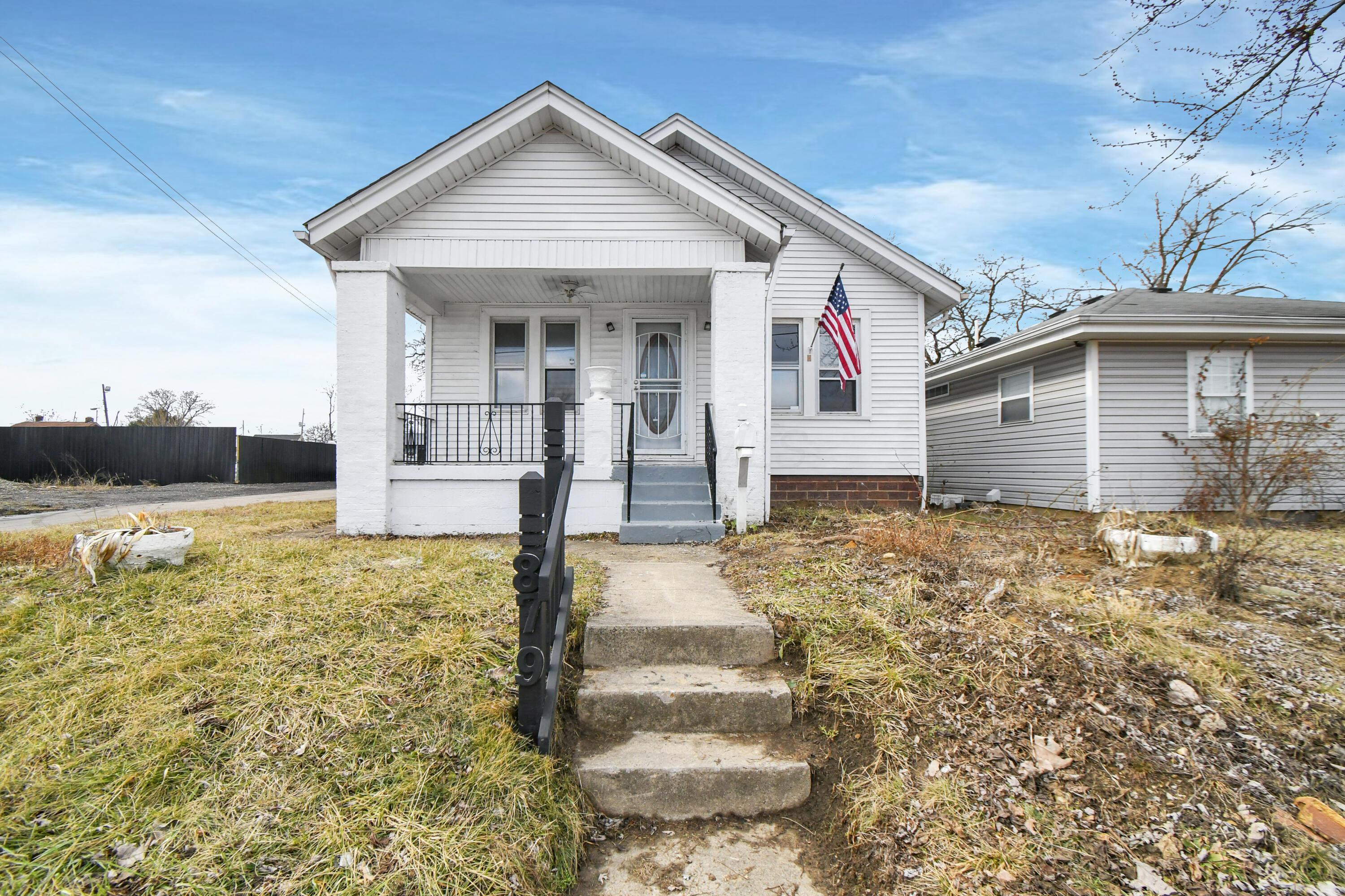Mansfield Ave, Columbus, OH 43219